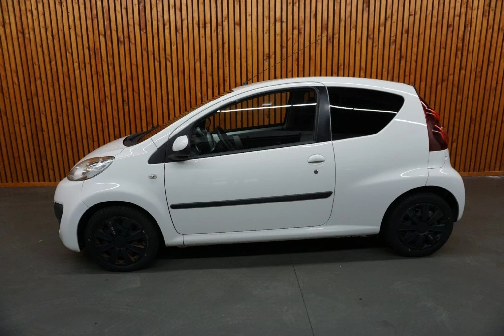 Hoofdafbeelding Peugeot 107