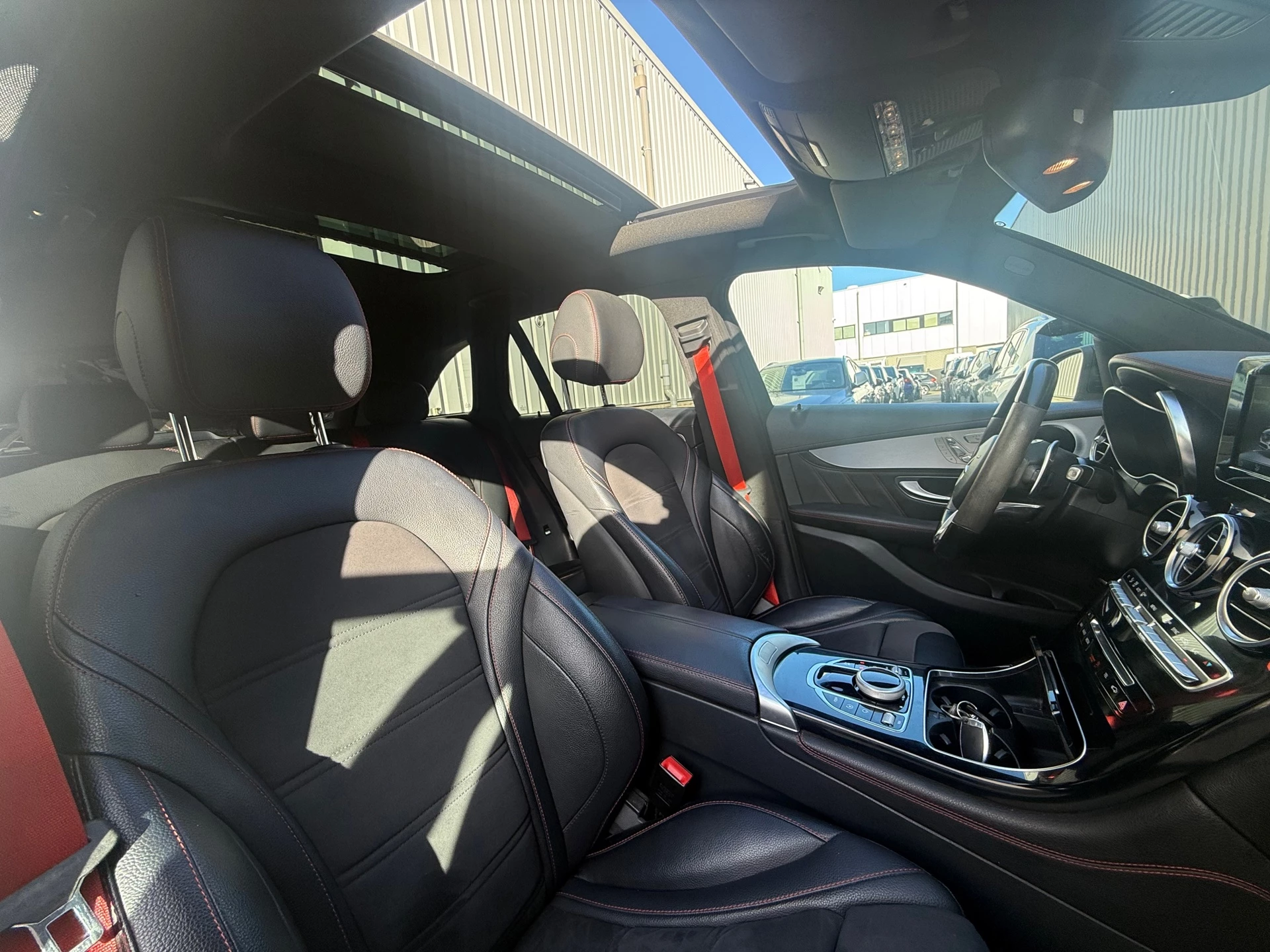 Hoofdafbeelding Mercedes-Benz GLC