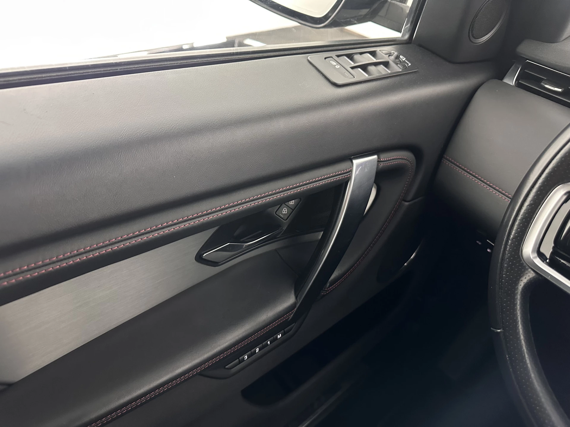 Hoofdafbeelding Land Rover Discovery Sport