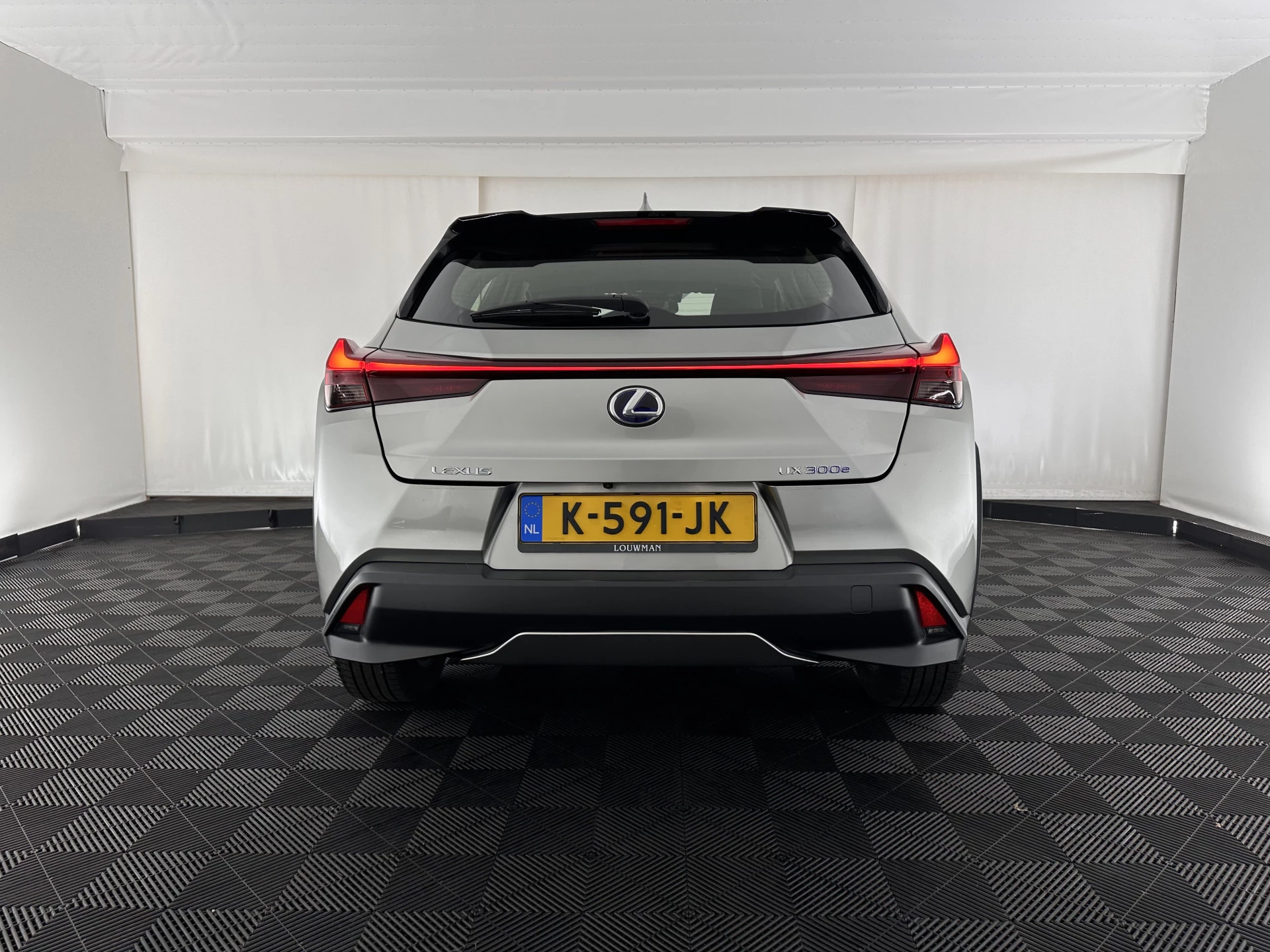 Hoofdafbeelding Lexus UX
