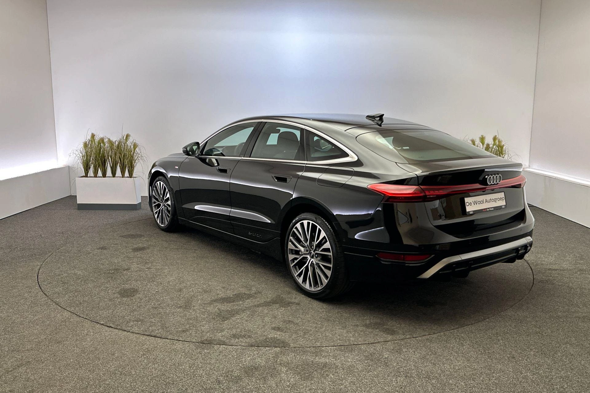 Hoofdafbeelding Audi A6 e-tron