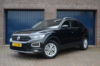 Volkswagen T-Roc 1.0 TSI Style Sport Business | LED | Carplay/Android Auto | Adaptive Cruise | Parkeersensoren