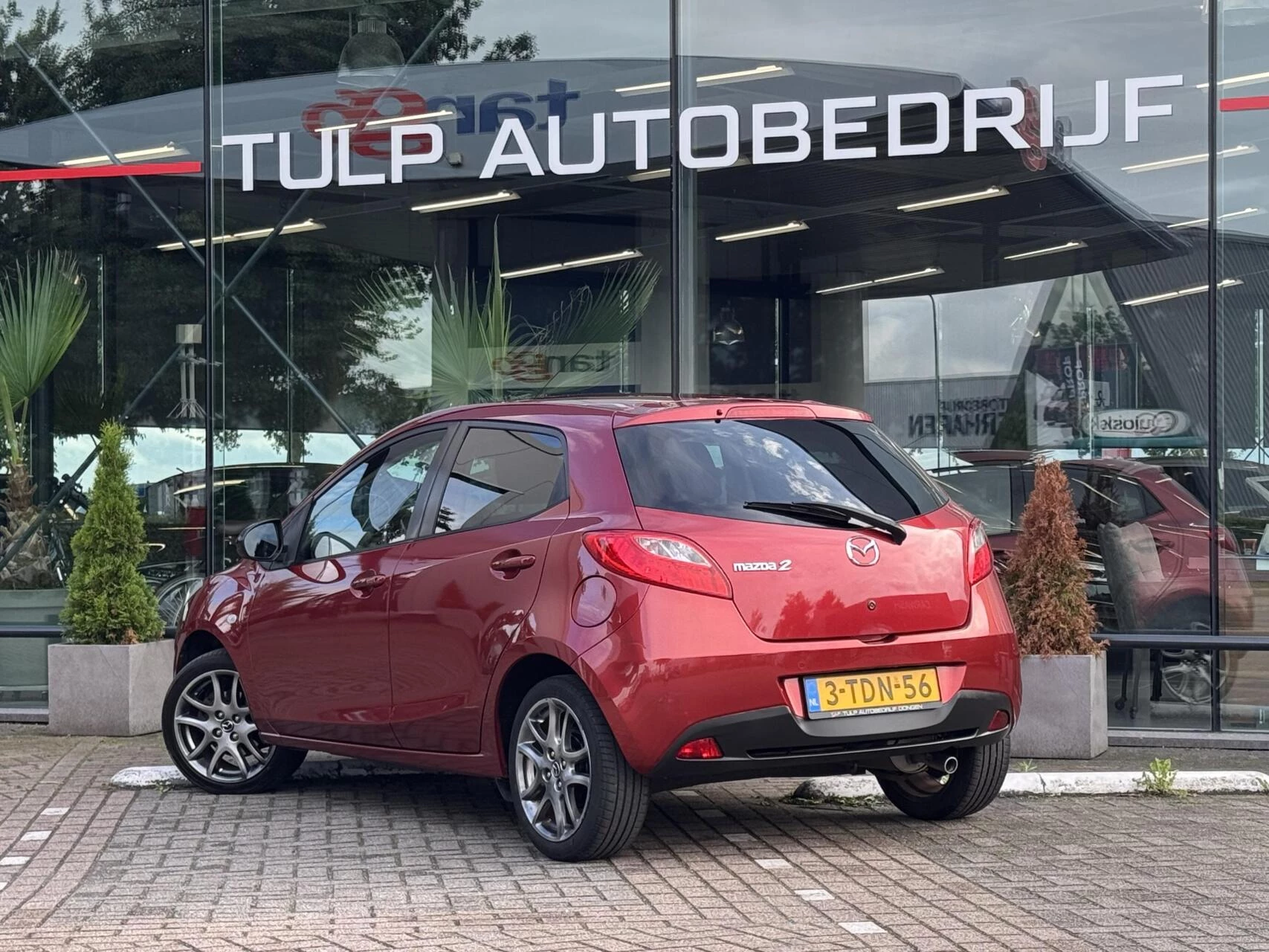 Hoofdafbeelding Mazda 2