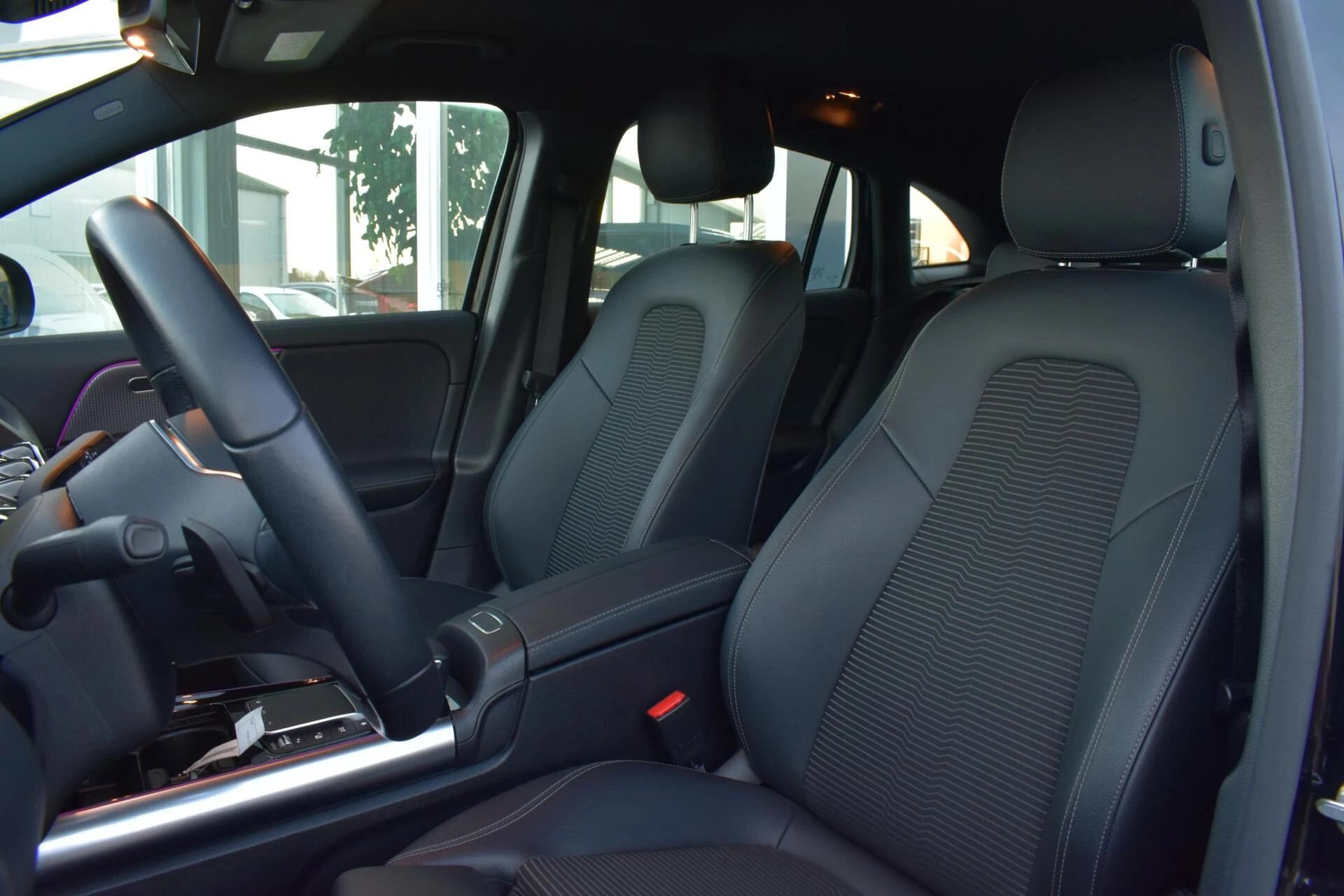 Hoofdafbeelding Mercedes-Benz EQA