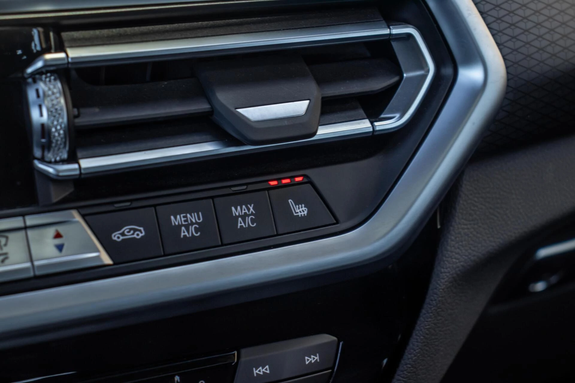 Hoofdafbeelding BMW iX3