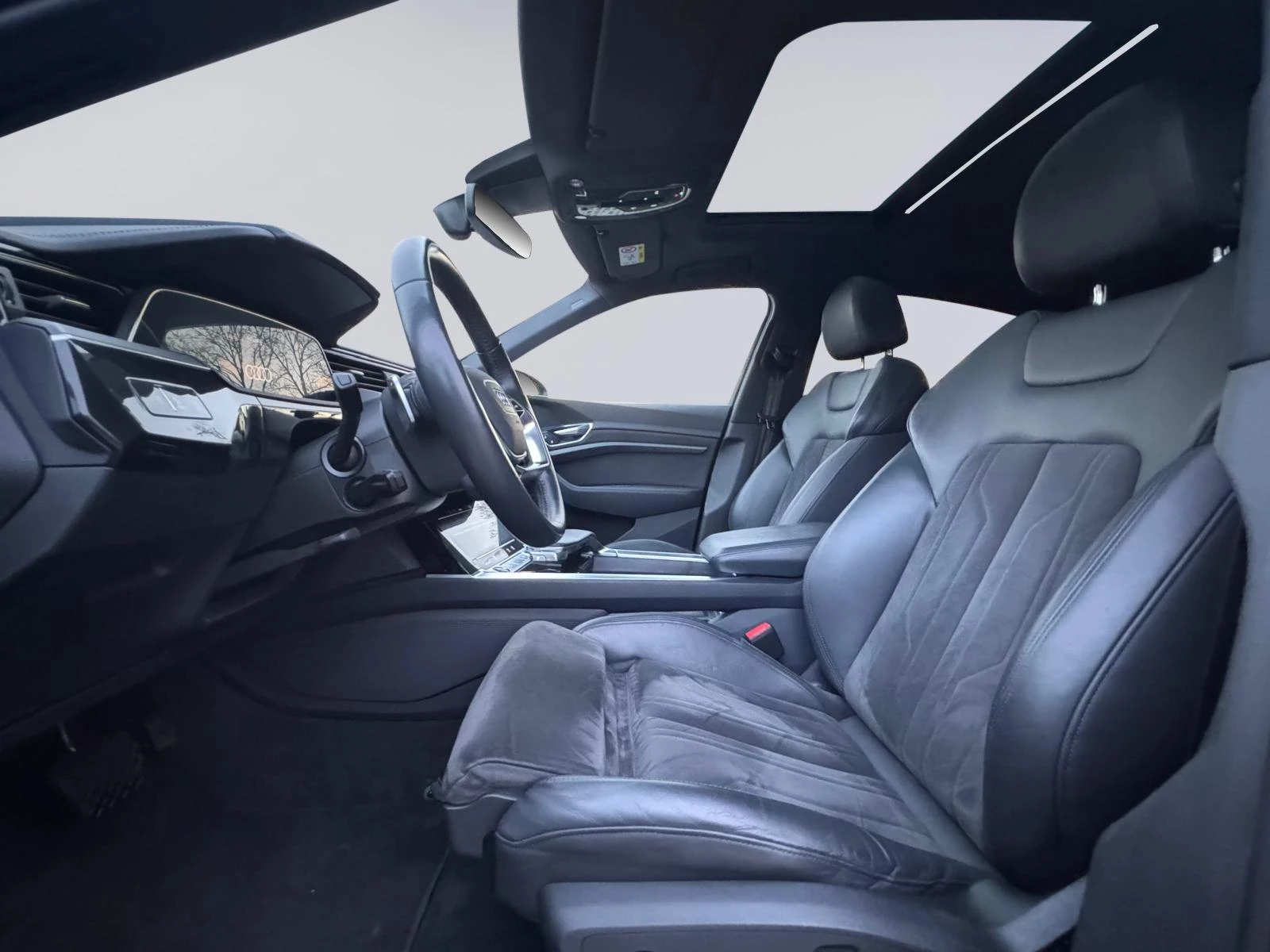 Hoofdafbeelding Audi e-tron