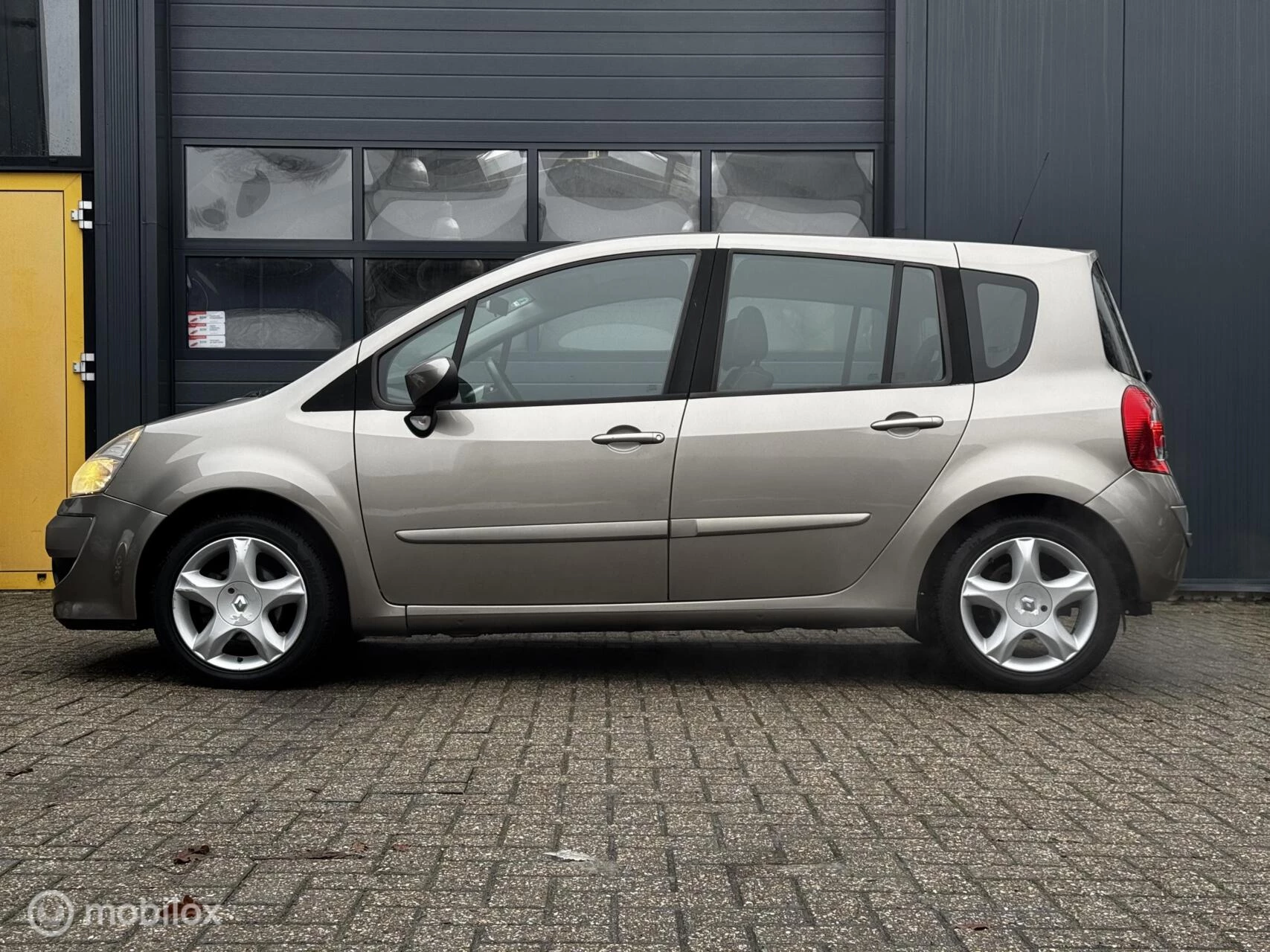 Hoofdafbeelding Renault Modus
