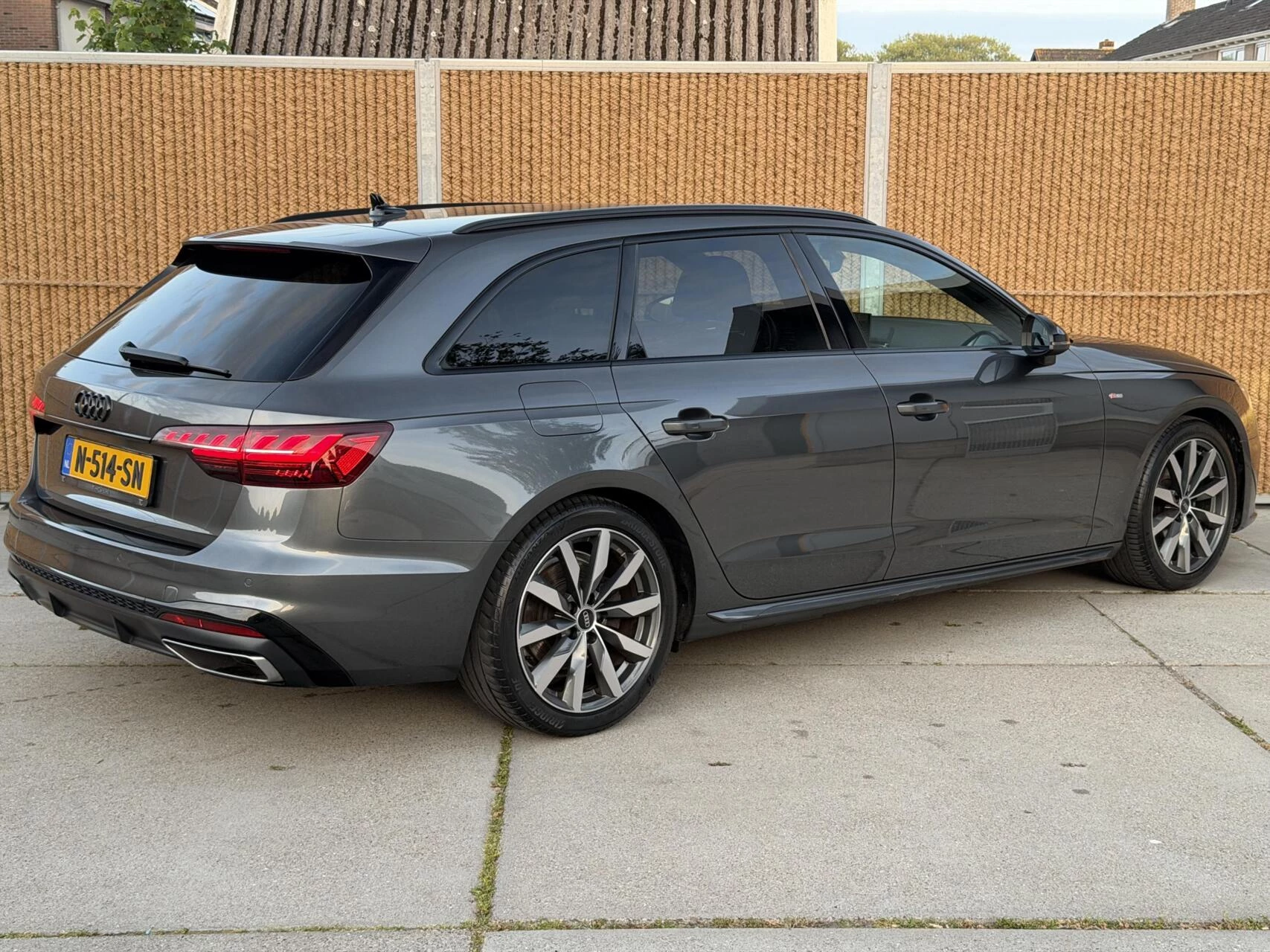 Hoofdafbeelding Audi A4
