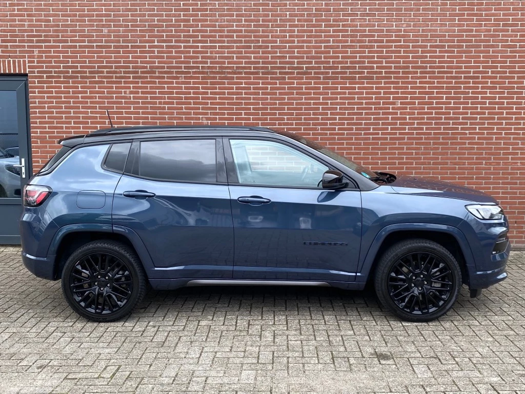 Hoofdafbeelding Jeep Compass