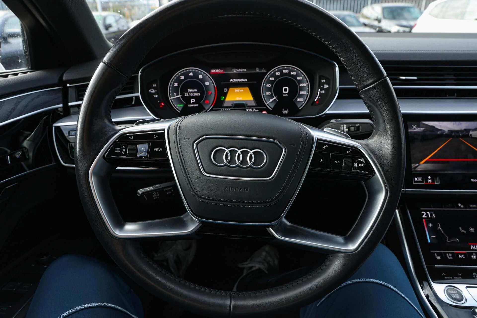 Hoofdafbeelding Audi A8