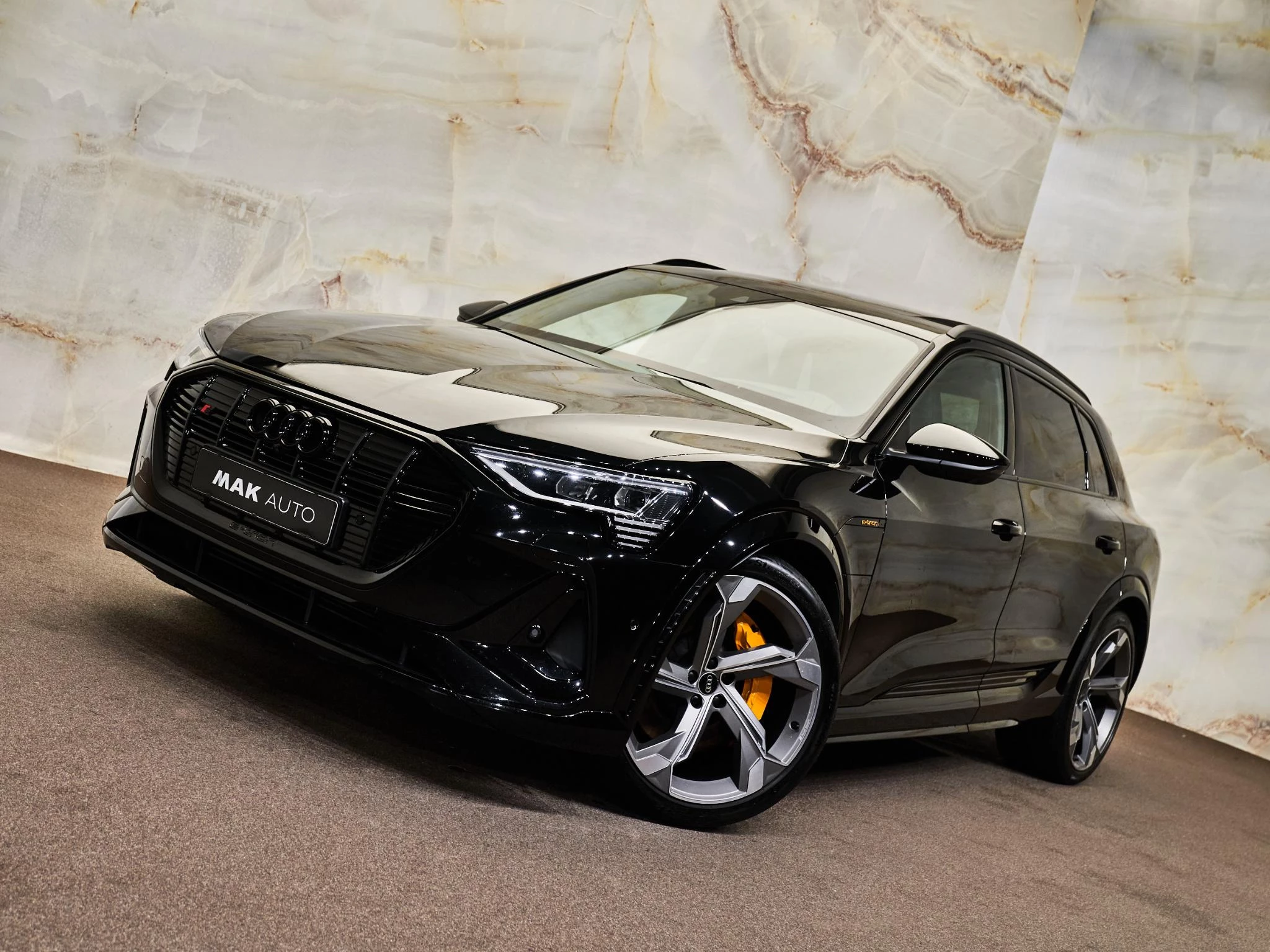 Hoofdafbeelding Audi e-tron