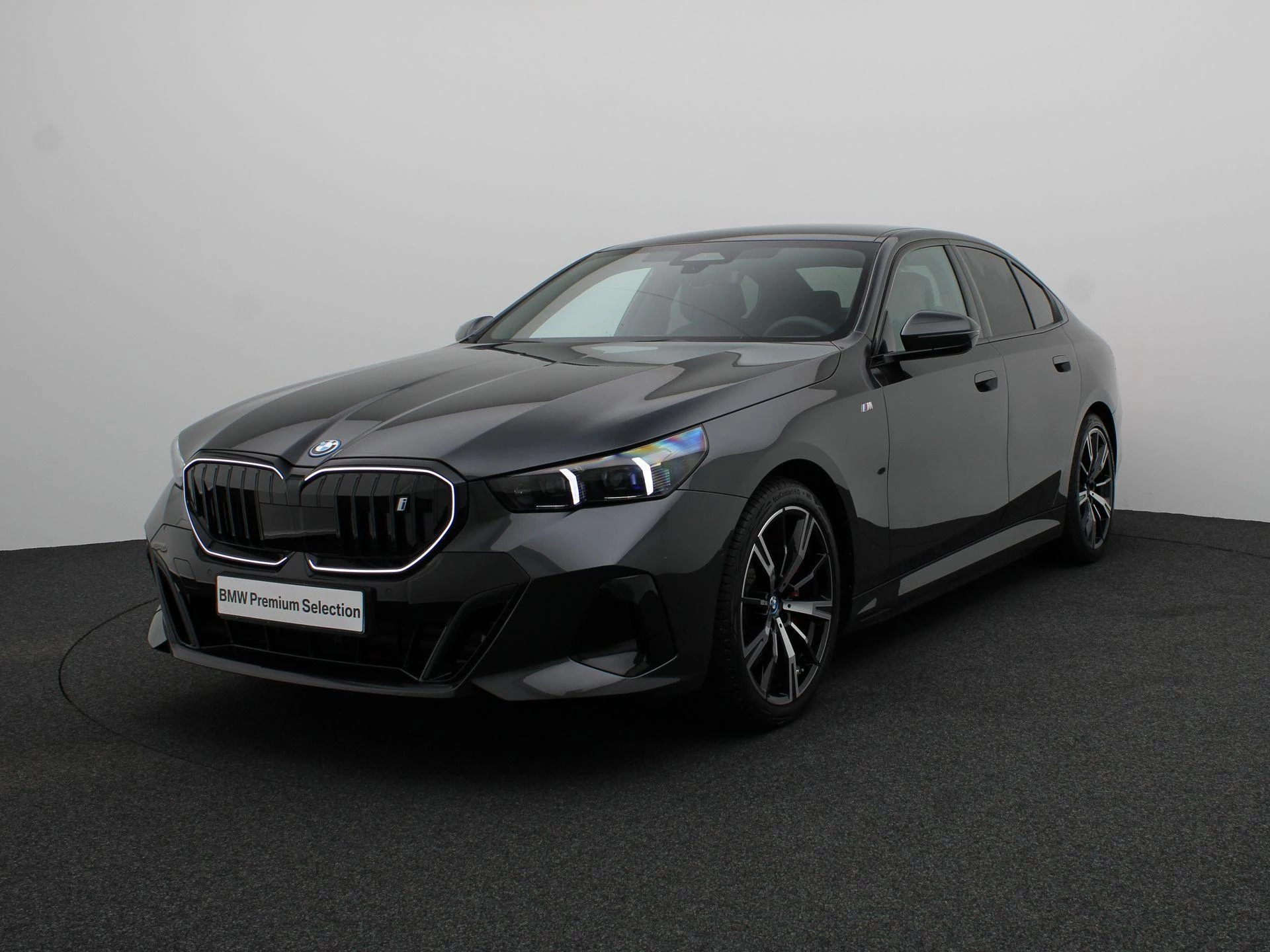 Hoofdafbeelding BMW i5