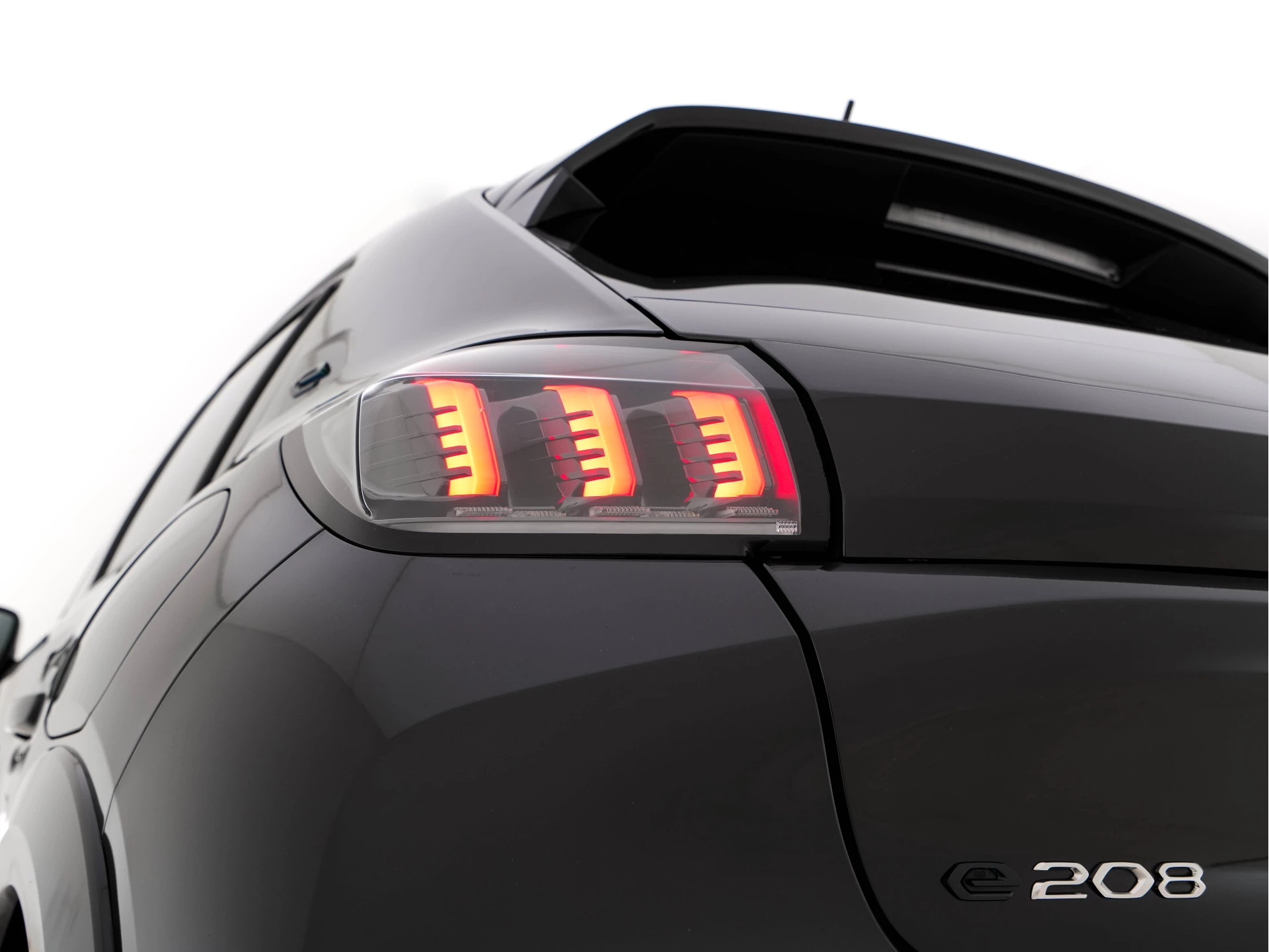 Hoofdafbeelding Peugeot e-208