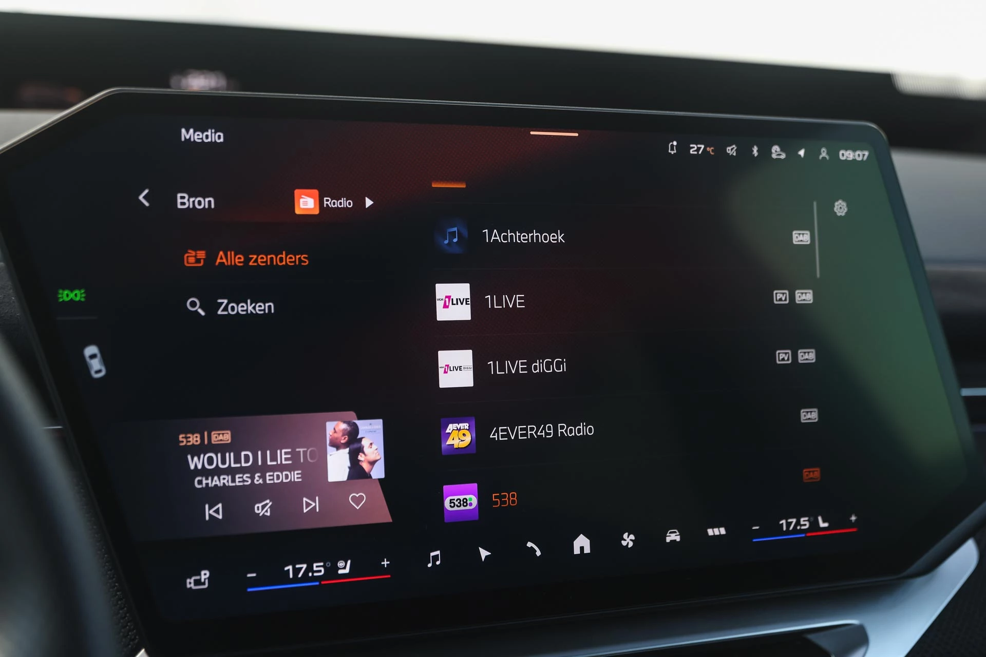 Hoofdafbeelding BMW iX3