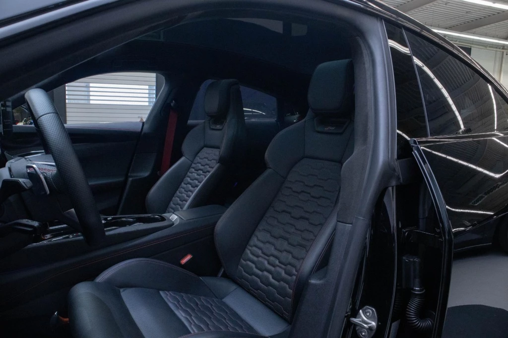Hoofdafbeelding Audi e-tron GT