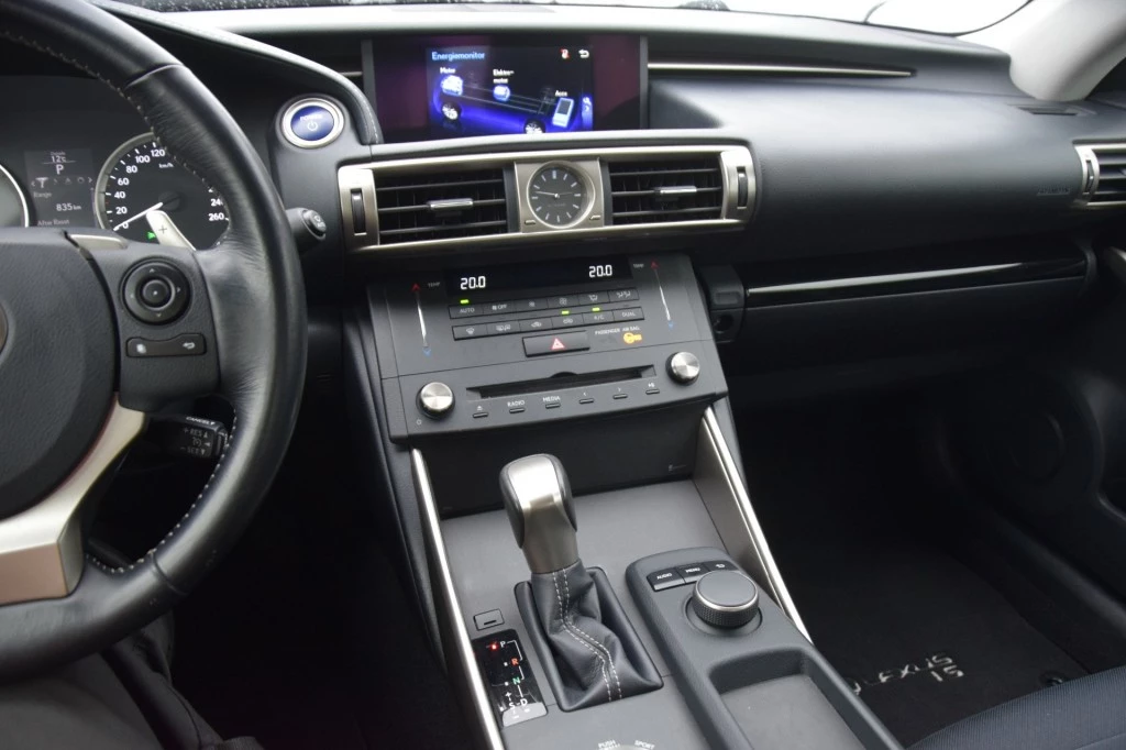 Hoofdafbeelding Lexus IS