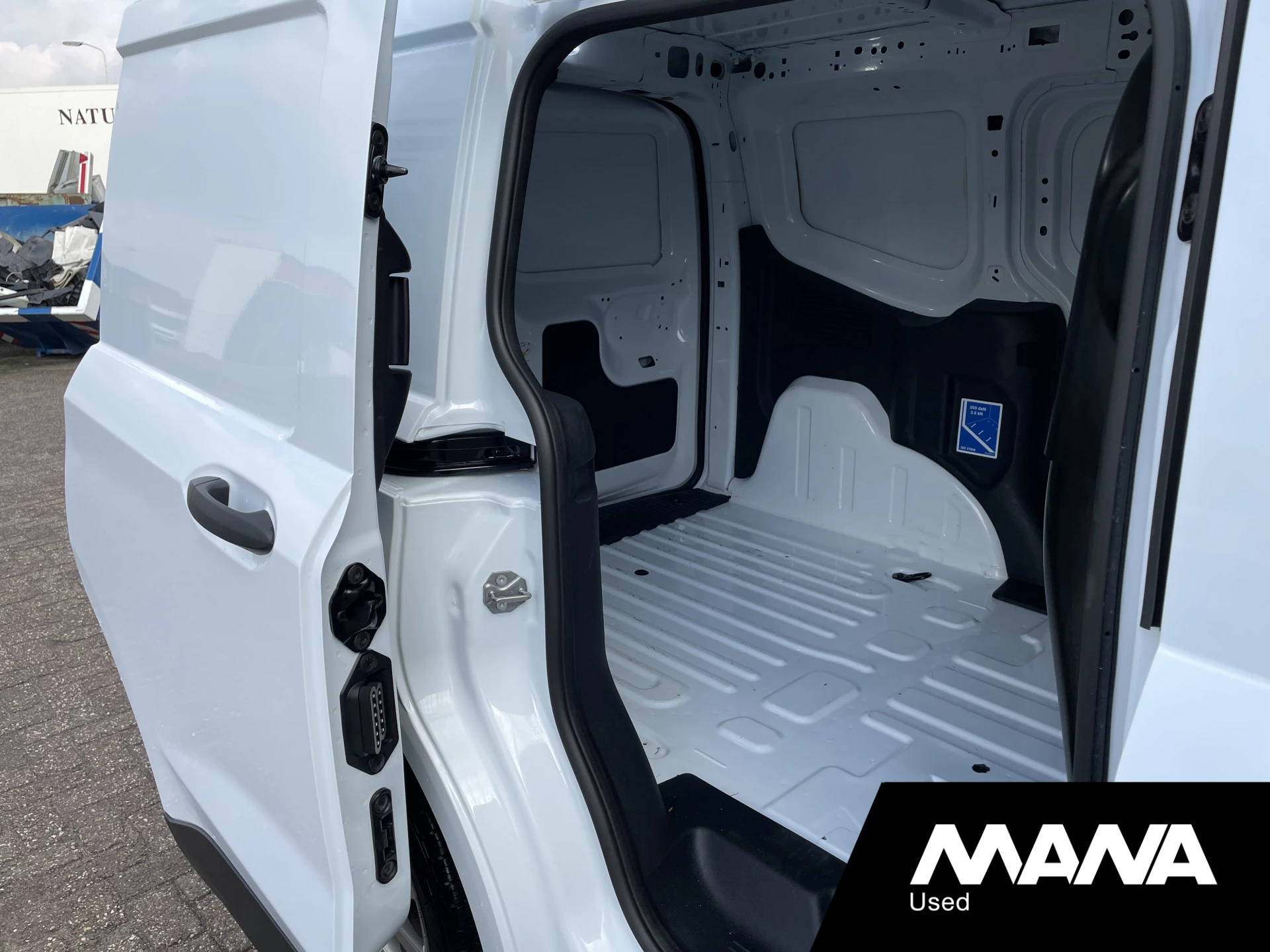 Hoofdafbeelding Ford Transit Courier