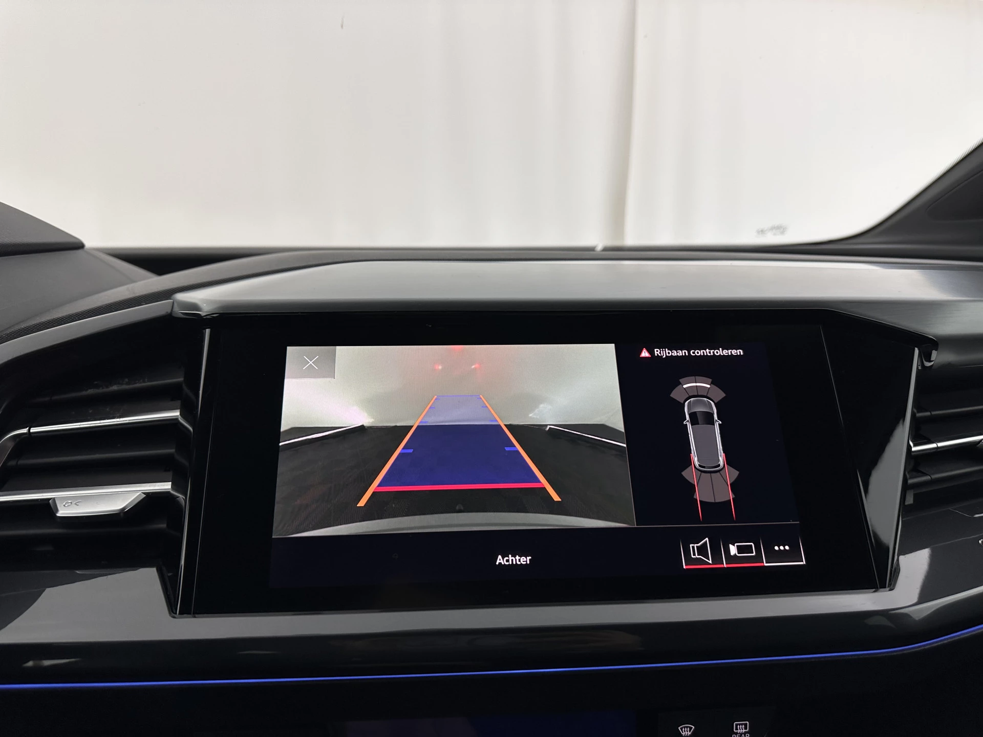 Hoofdafbeelding Audi Q4 e-tron