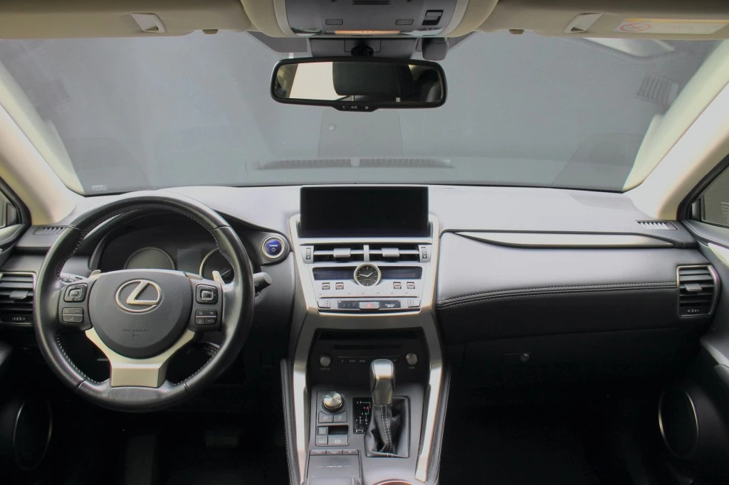 Hoofdafbeelding Lexus NX