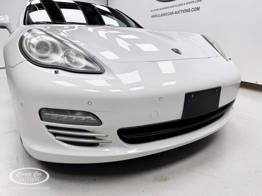 Hoofdafbeelding Porsche Panamera