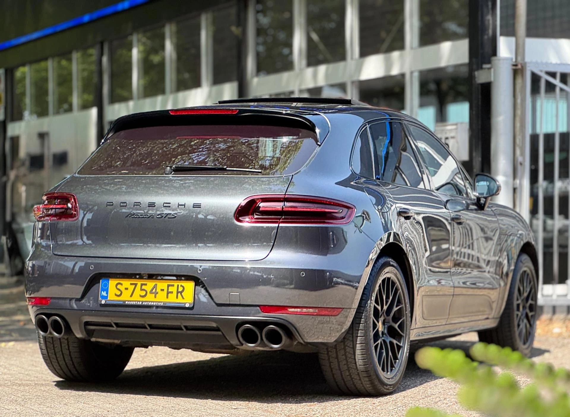 Hoofdafbeelding Porsche Macan