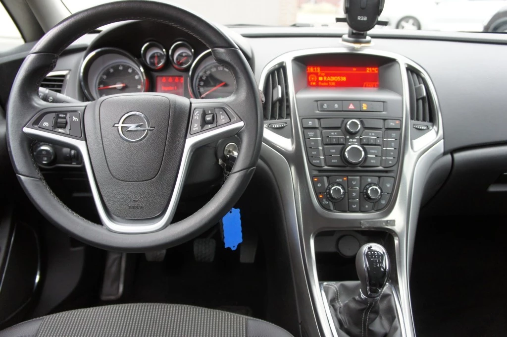 Hoofdafbeelding Opel Astra