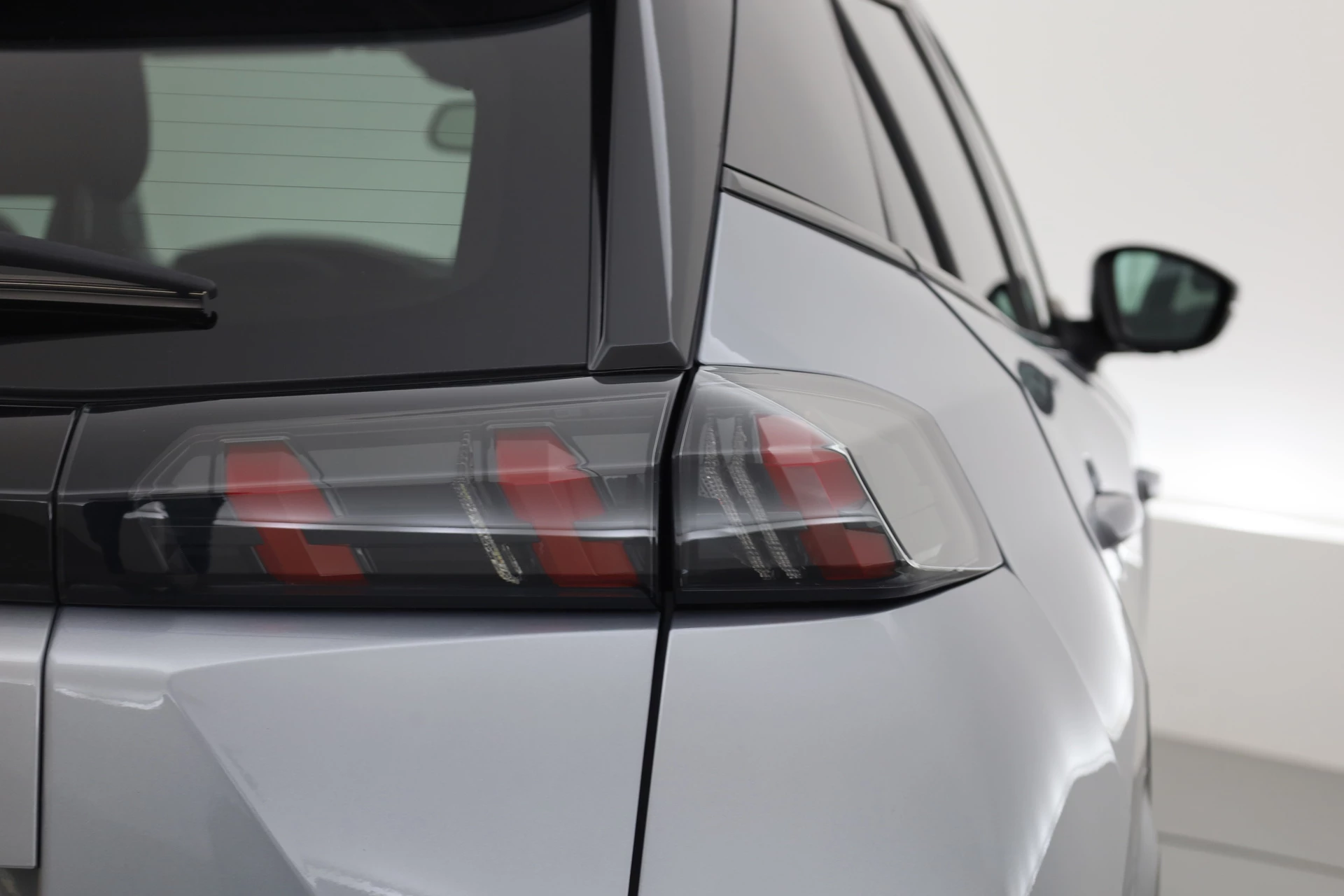 Hoofdafbeelding Peugeot e-2008