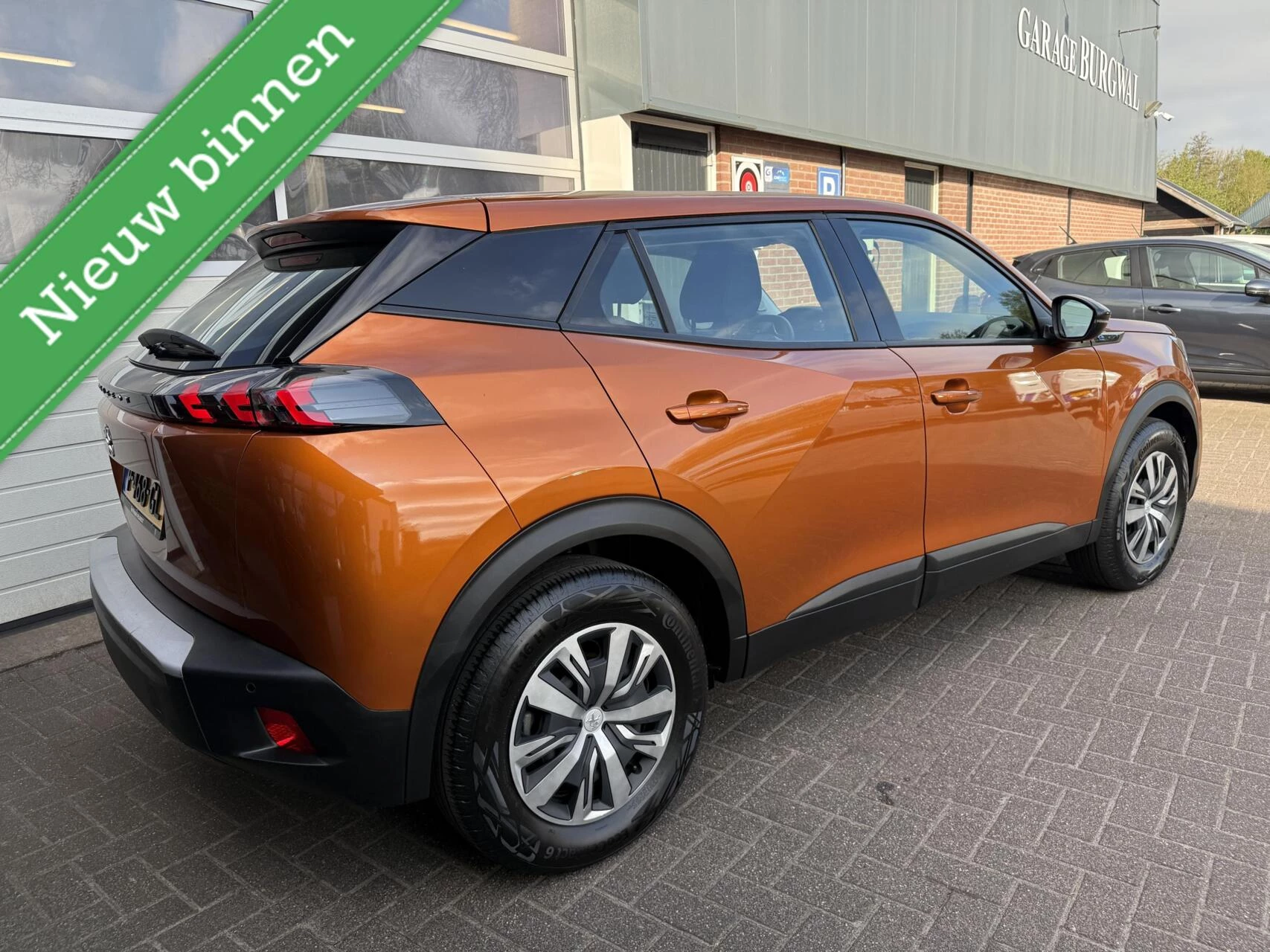 Hoofdafbeelding Peugeot e-2008