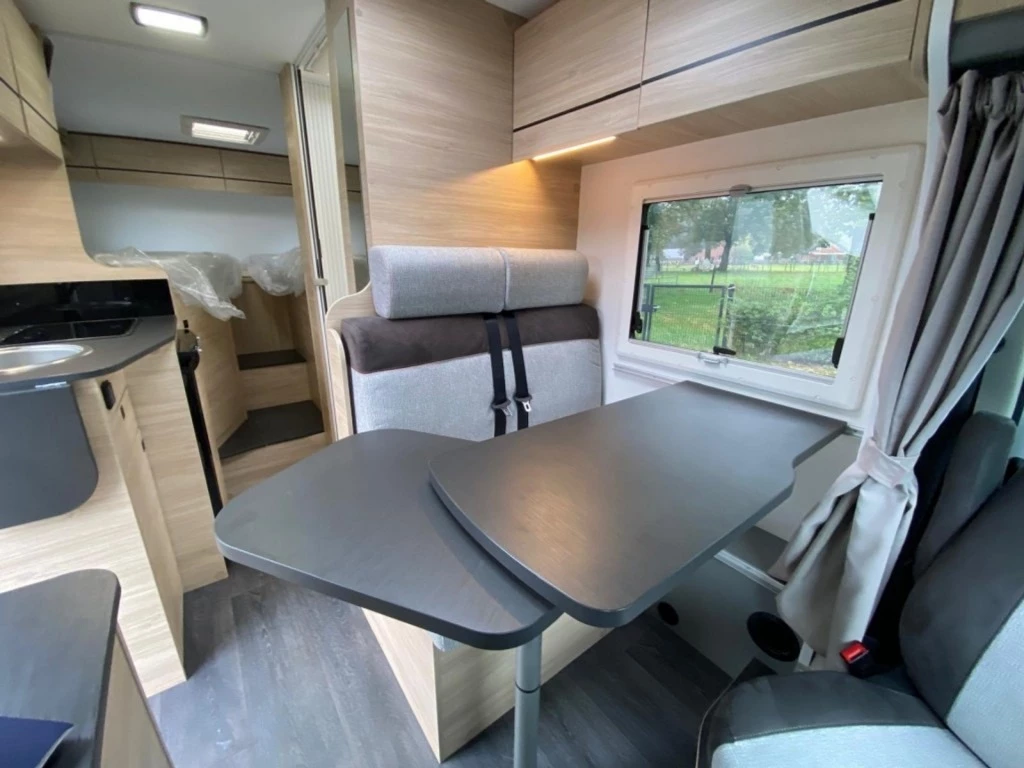 Hoofdafbeelding Chausson 697 S First Line 2.0 170pk Compact Enkel