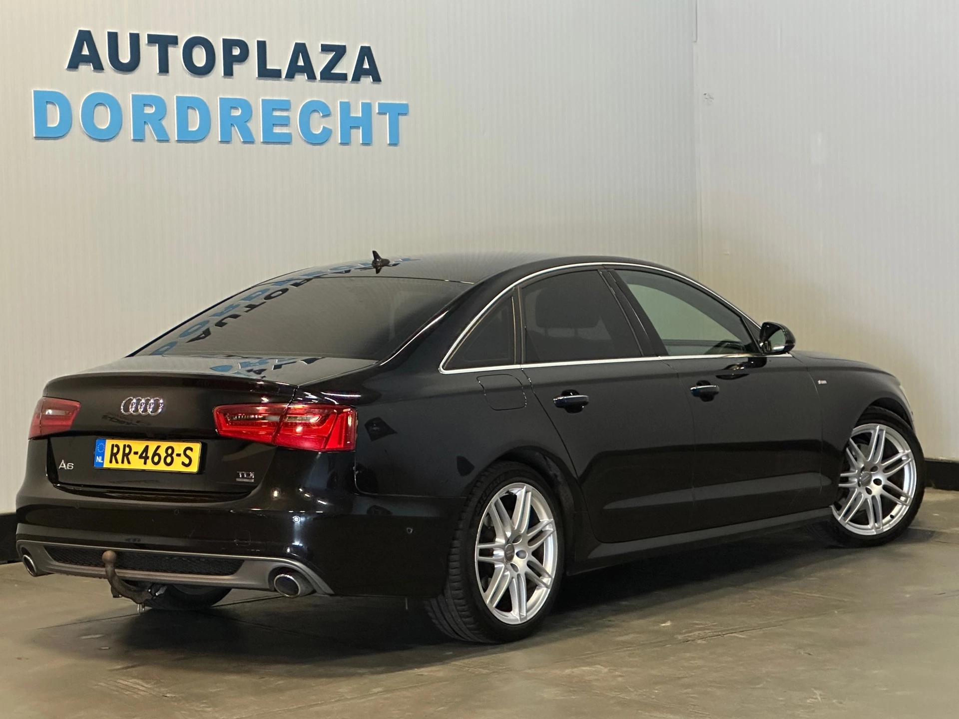 Hoofdafbeelding Audi A6