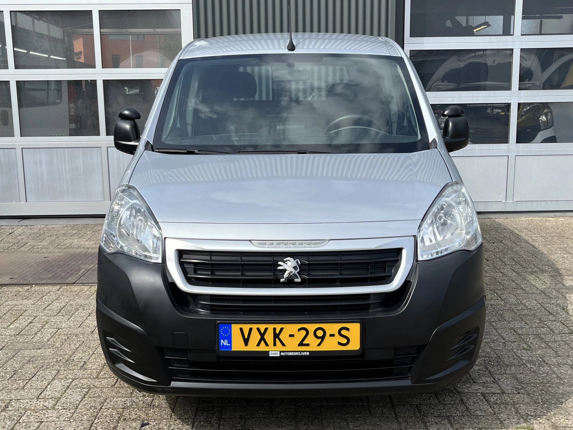 Hoofdafbeelding Peugeot Partner