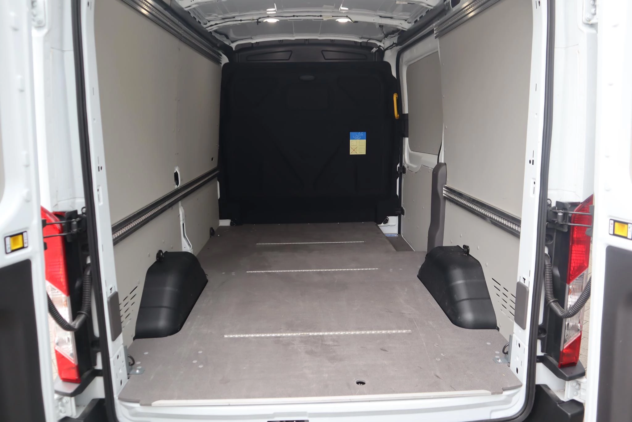 Hoofdafbeelding Ford E-Transit