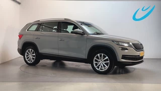 Skoda Kodiaq 1.5 TSI 150pk DSG Business Edition Plus Leder-Stof Stoelverwarming Camera Sfeerverlichting