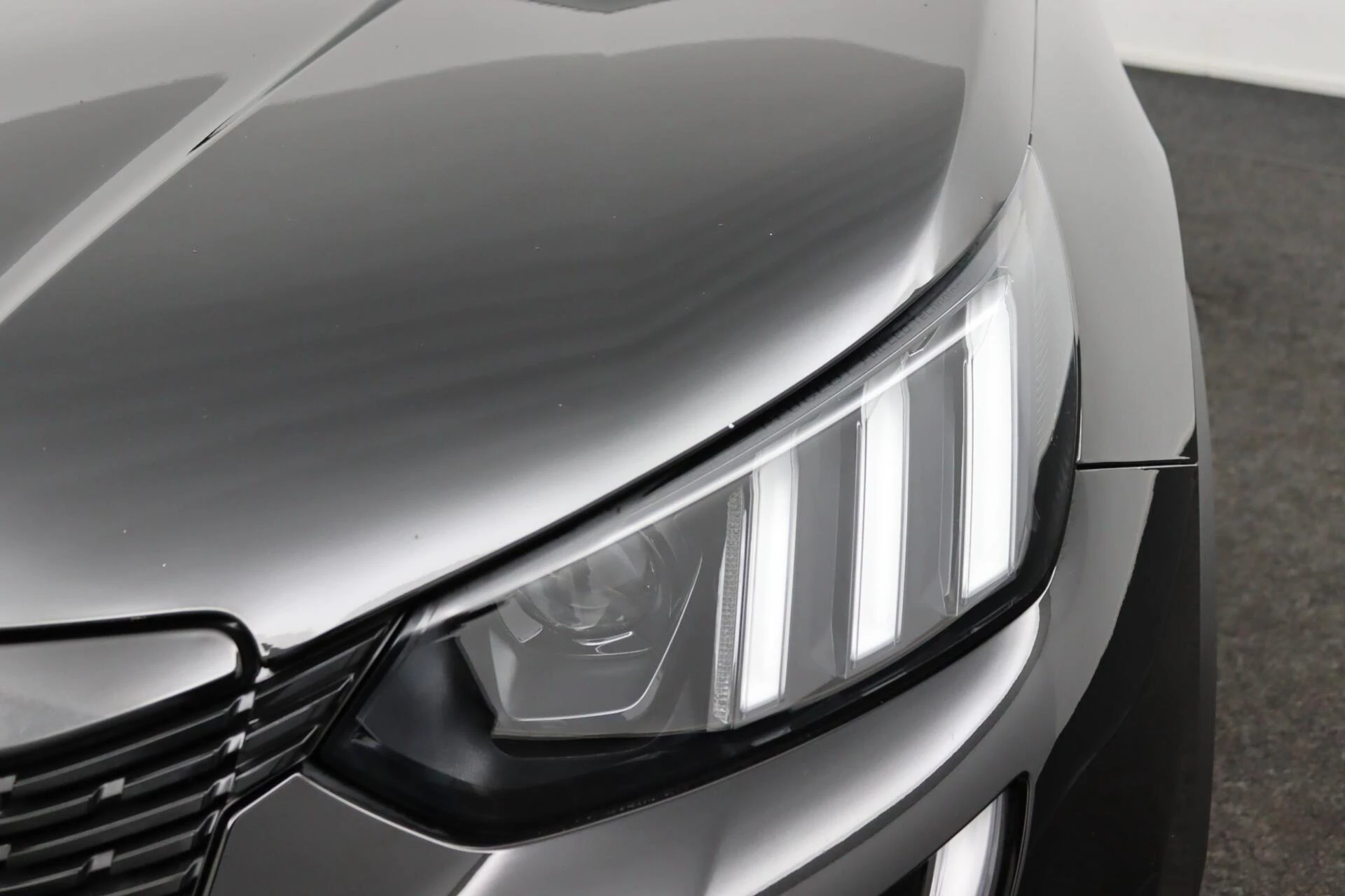 Hoofdafbeelding Peugeot e-2008