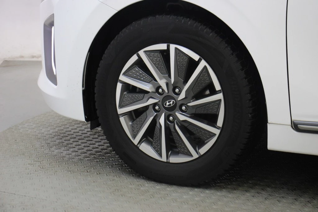Hoofdafbeelding Hyundai IONIQ