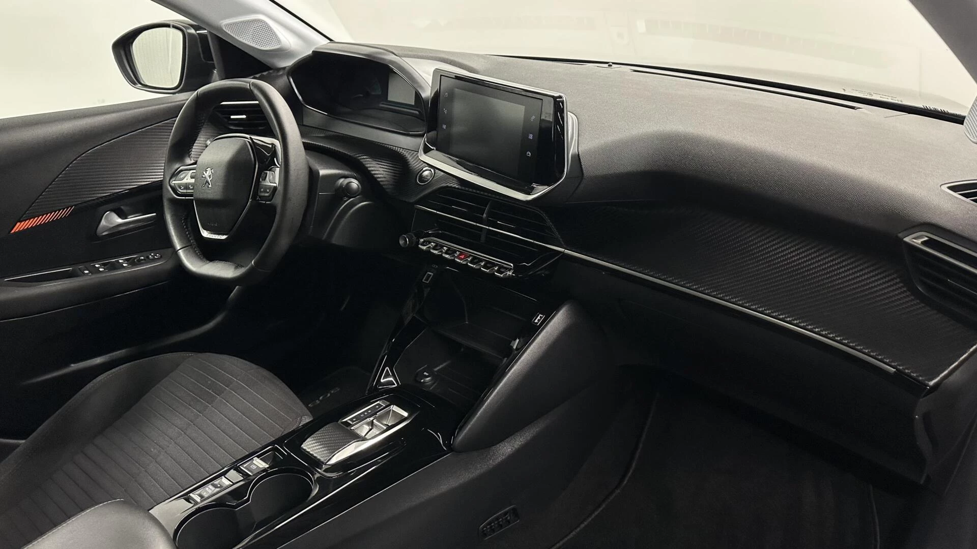 Hoofdafbeelding Peugeot e-208