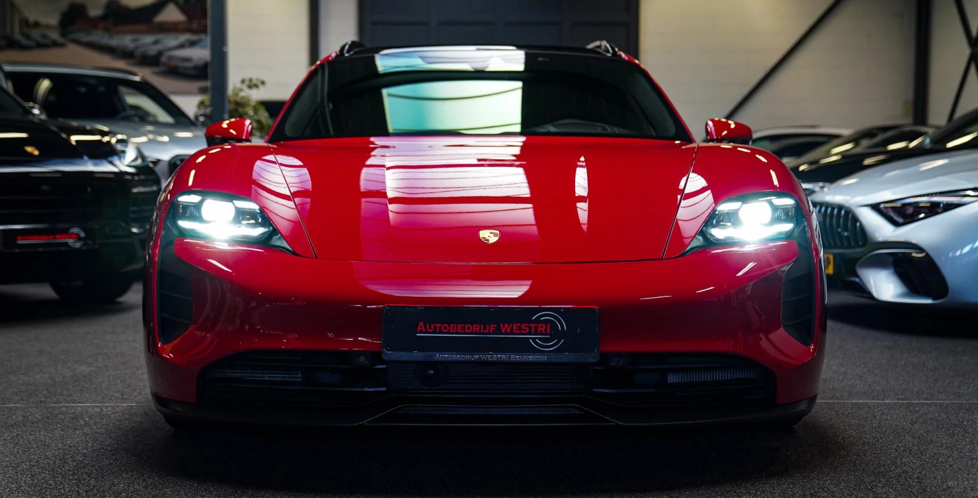 Hoofdafbeelding Porsche Taycan