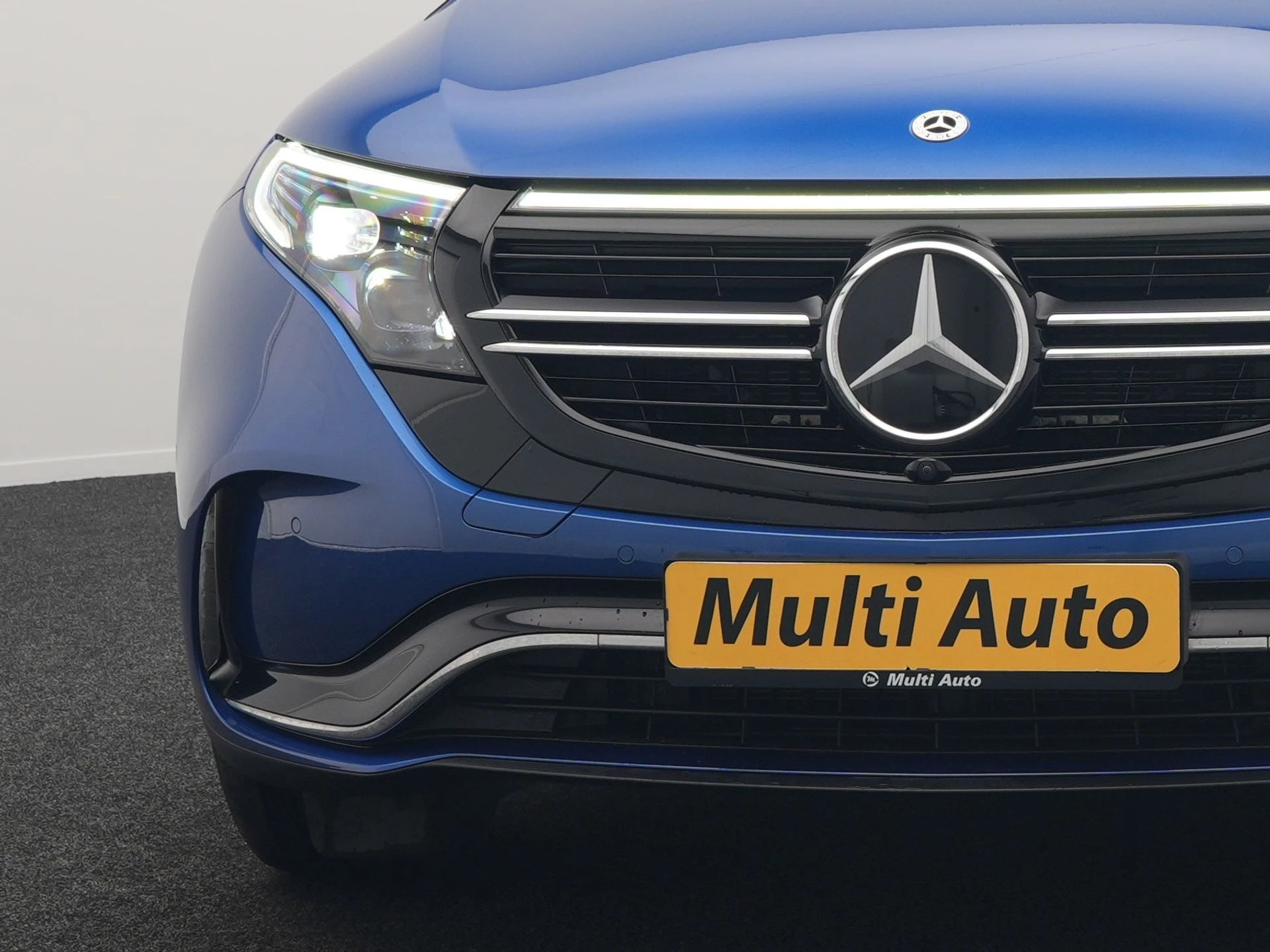 Hoofdafbeelding Mercedes-Benz EQC