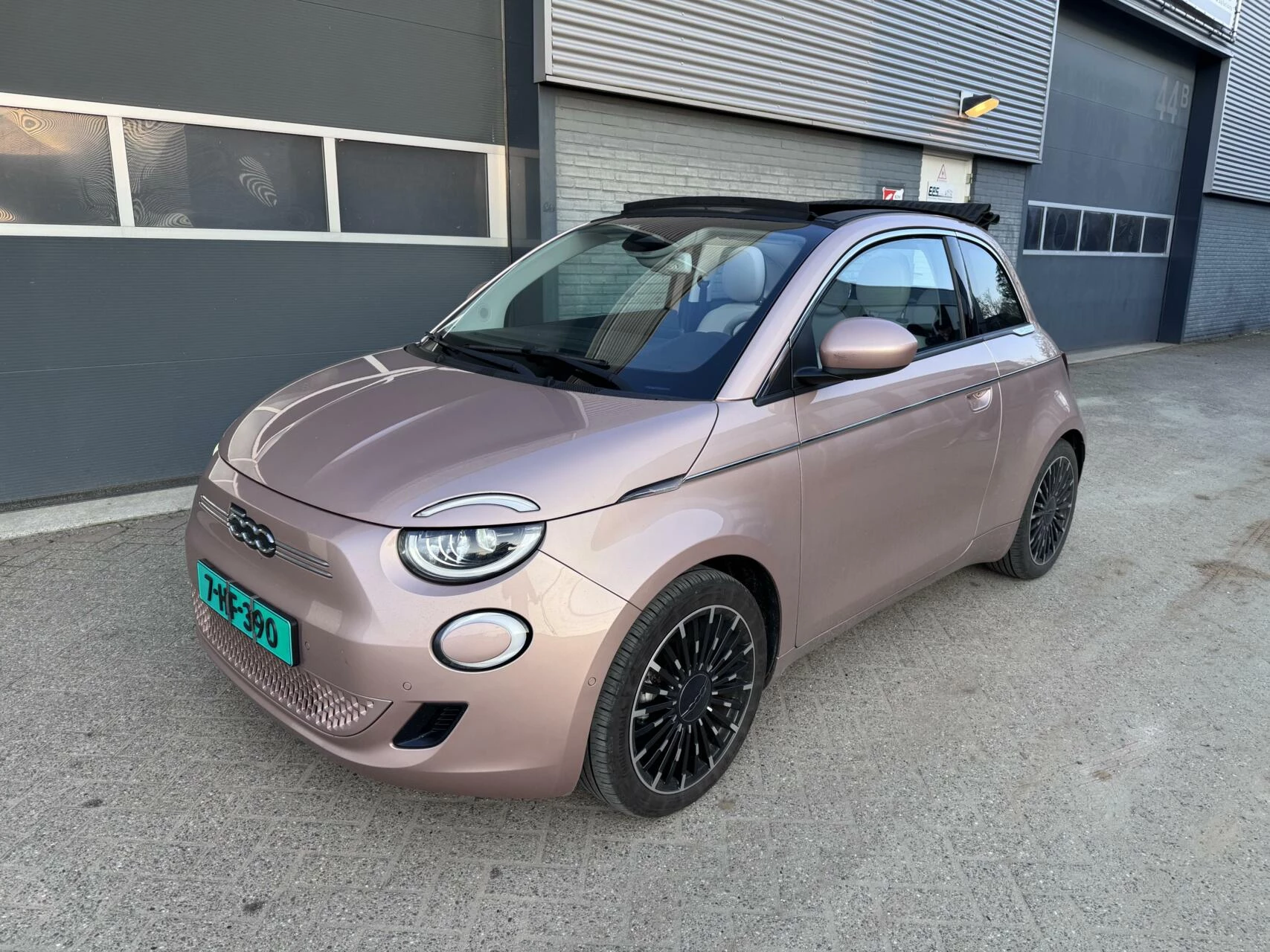 Hoofdafbeelding Fiat 500C