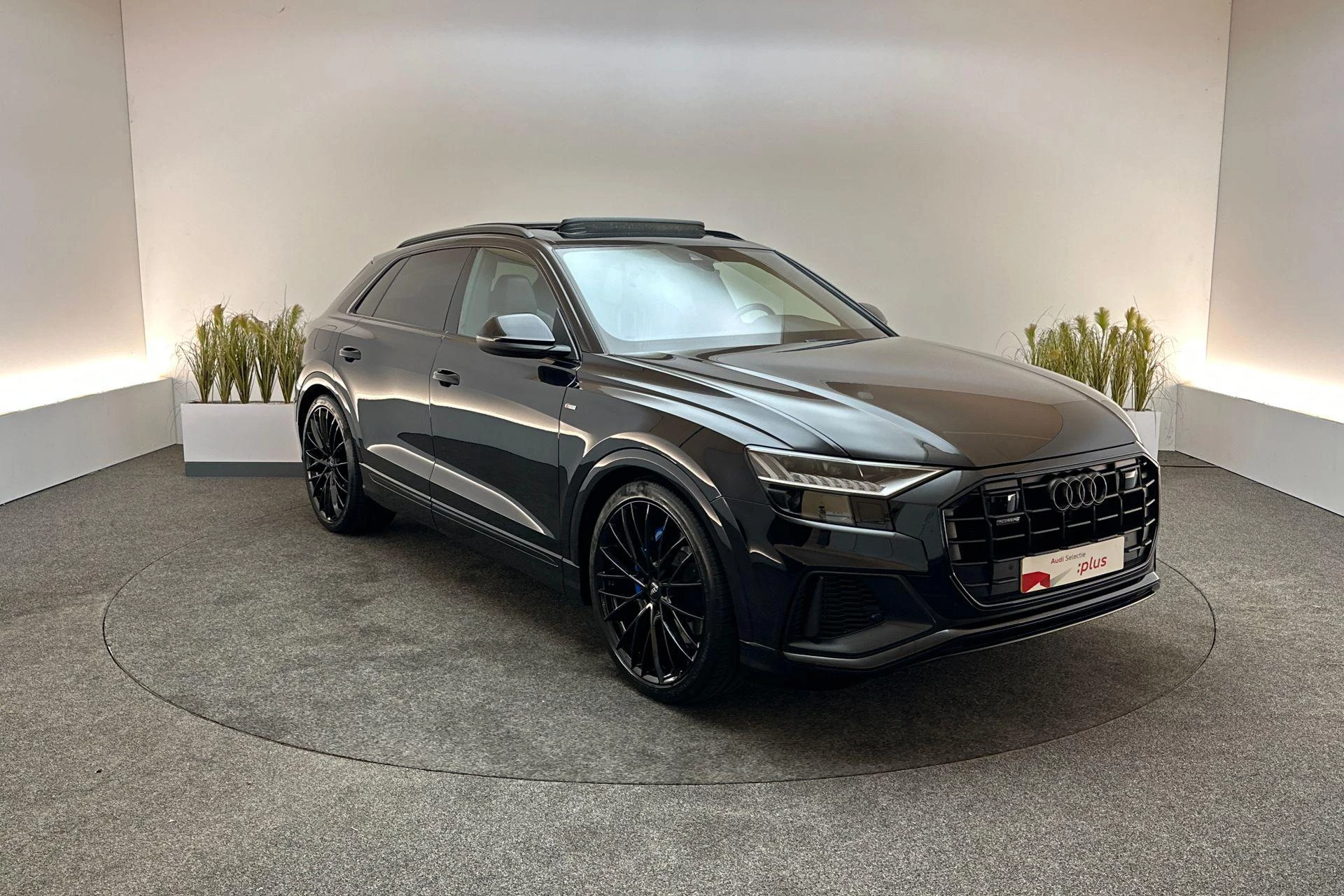 Hoofdafbeelding Audi Q8