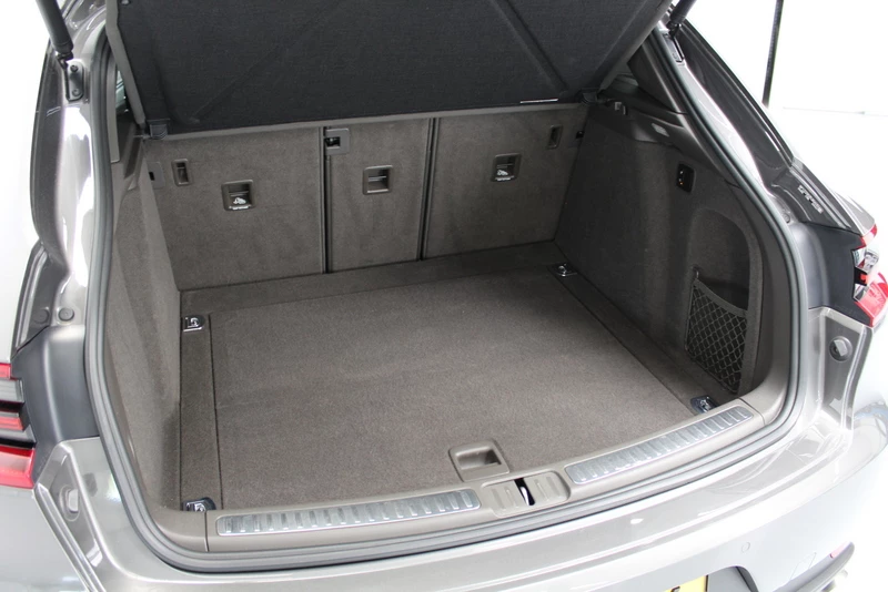 Hoofdafbeelding Porsche Macan
