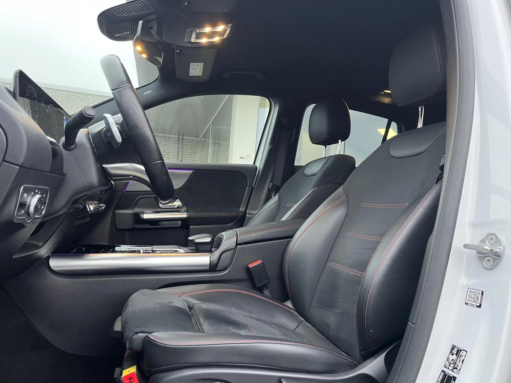 Hoofdafbeelding Mercedes-Benz EQA