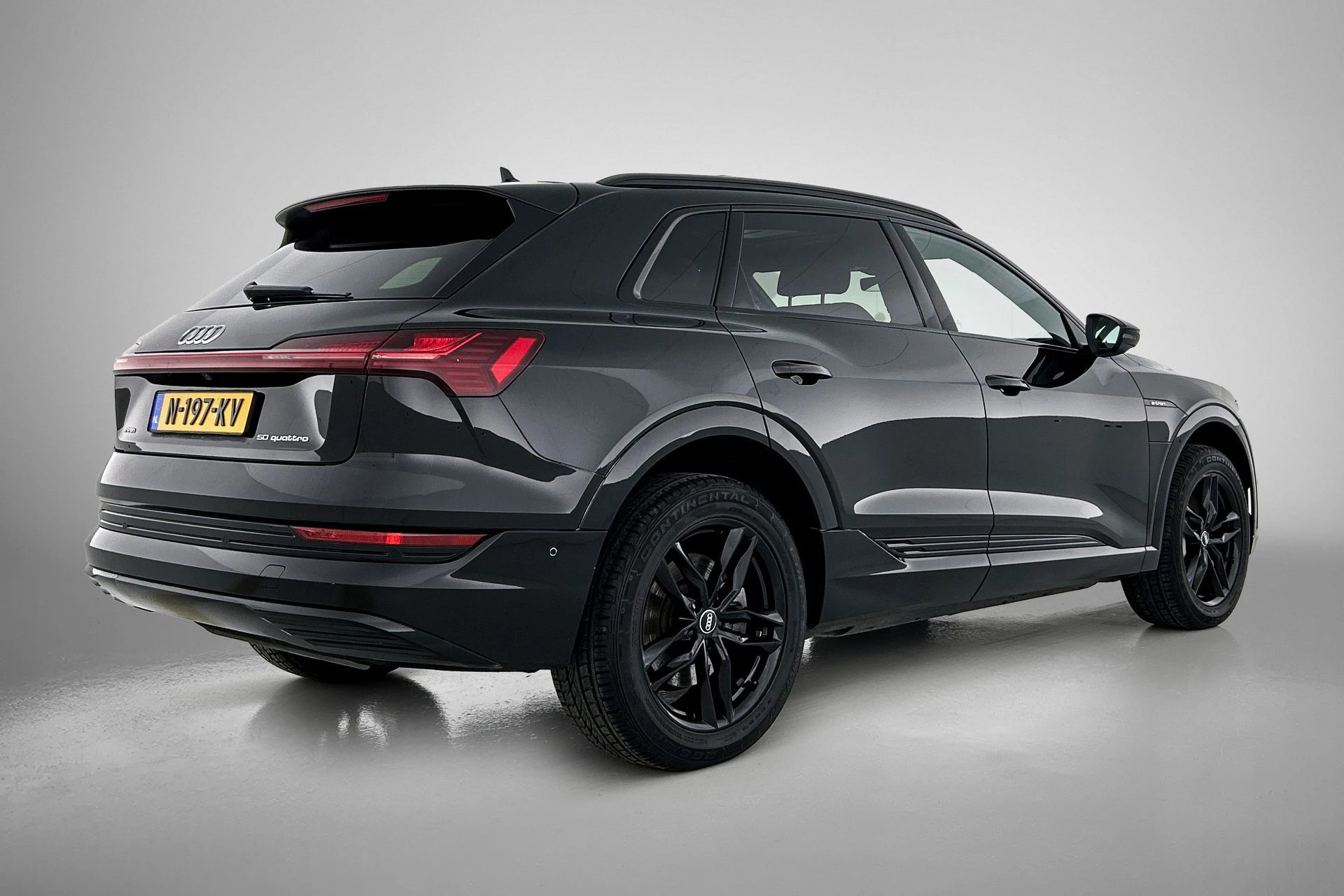 Hoofdafbeelding Audi e-tron