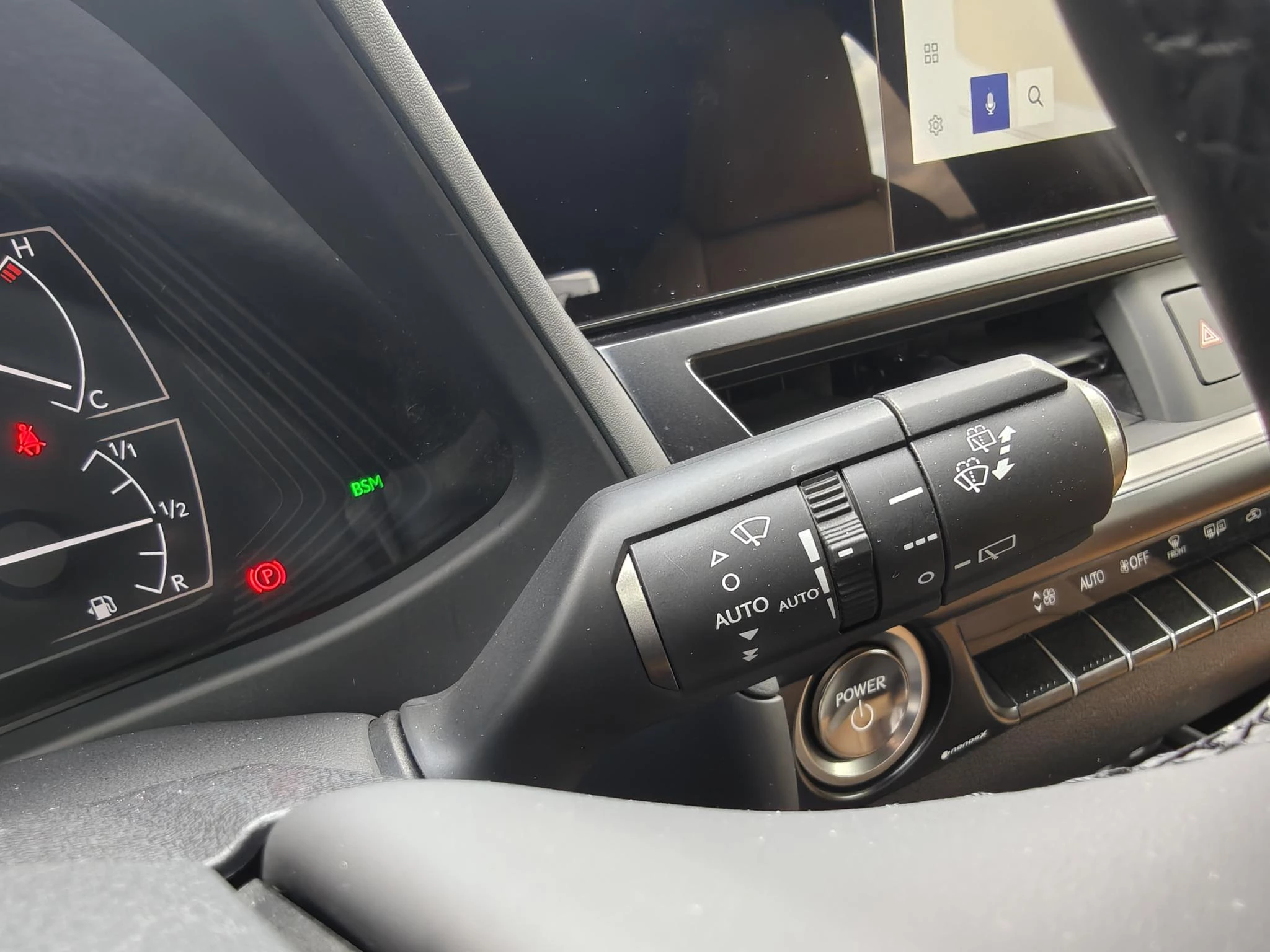 Hoofdafbeelding Lexus UX