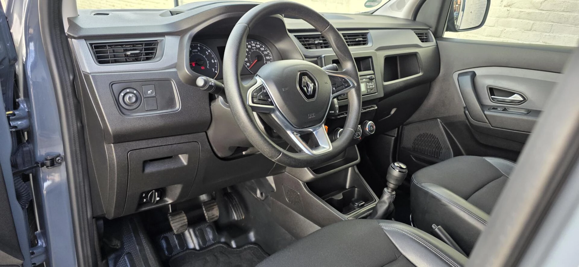 Hoofdafbeelding Renault Express