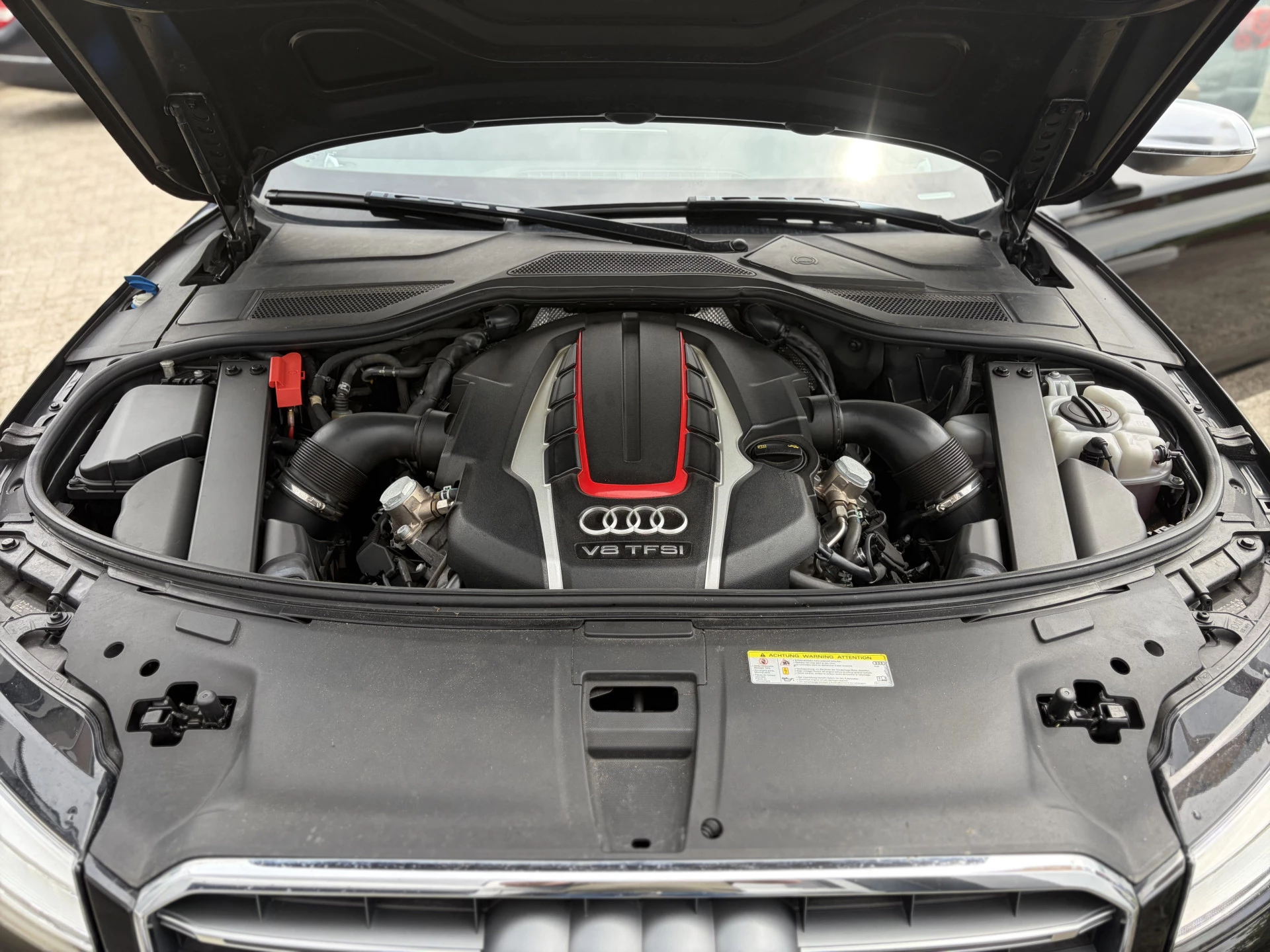 Hoofdafbeelding Audi A8