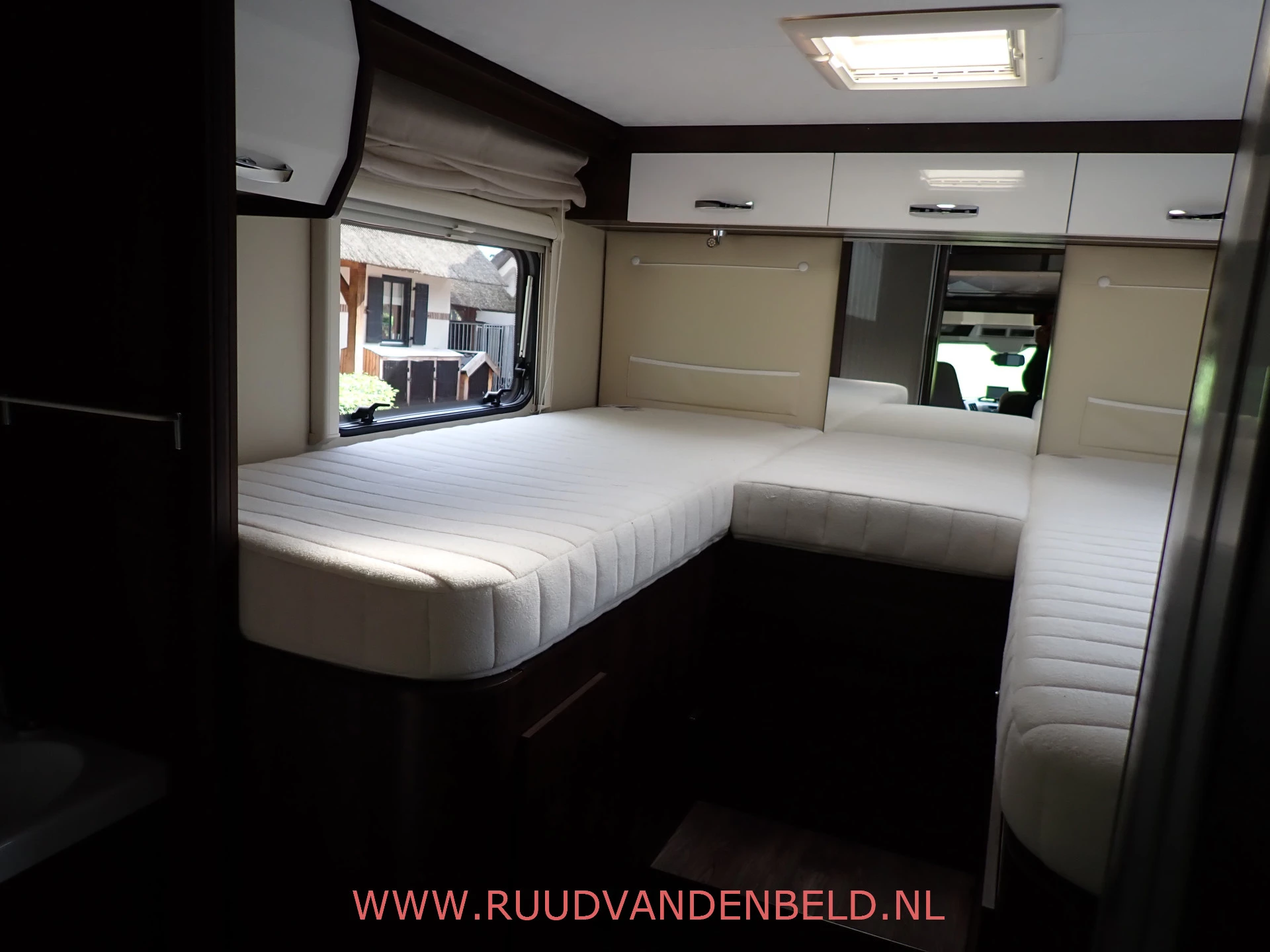 Hoofdafbeelding ROLLER TEAM AUTO-ROLLER 284 TL