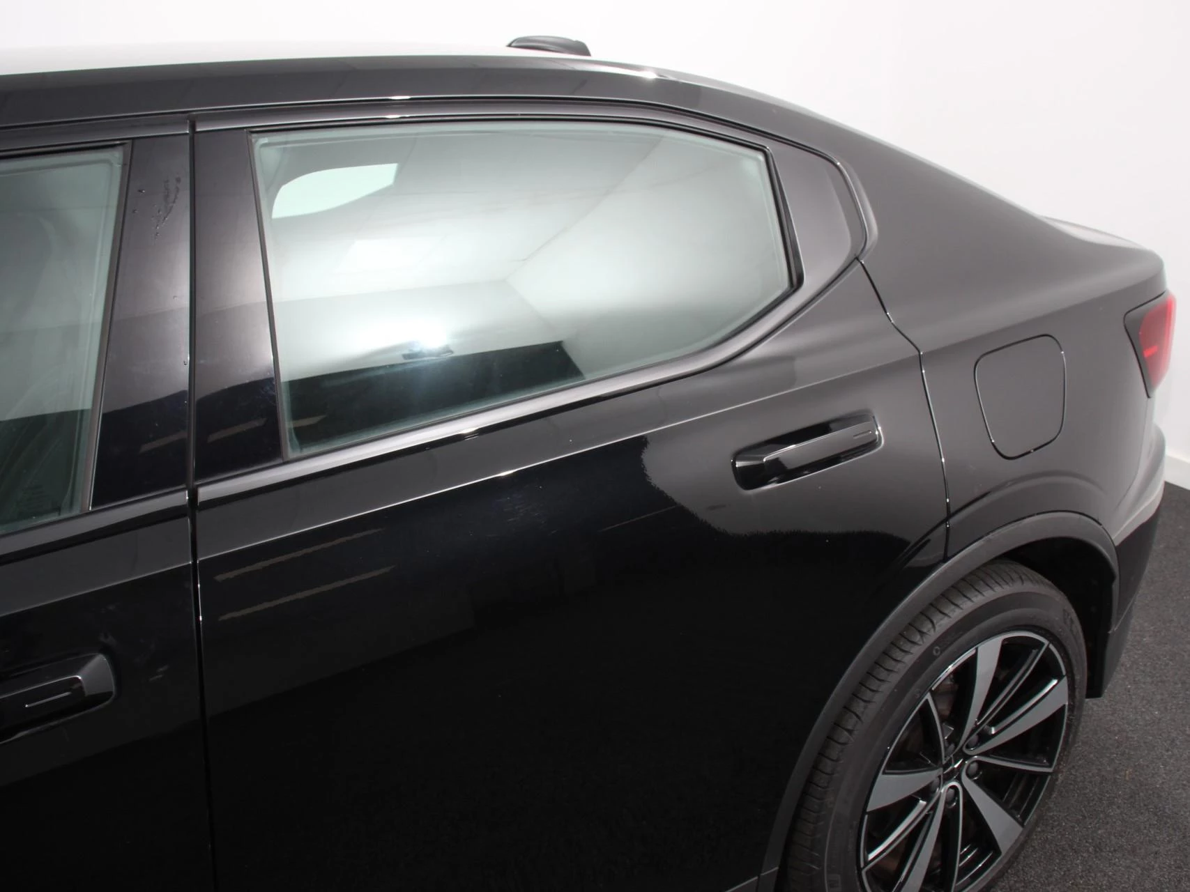 Hoofdafbeelding Polestar 2