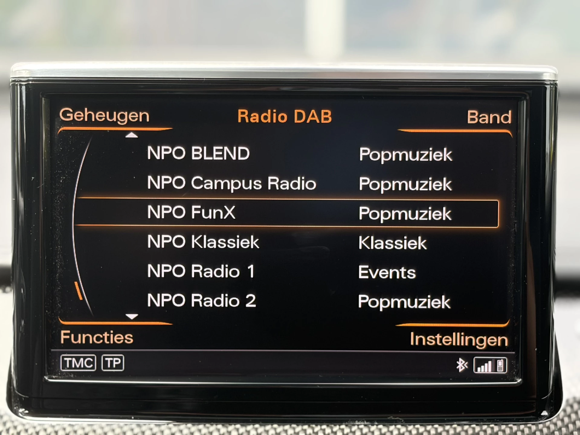 Hoofdafbeelding Audi A8