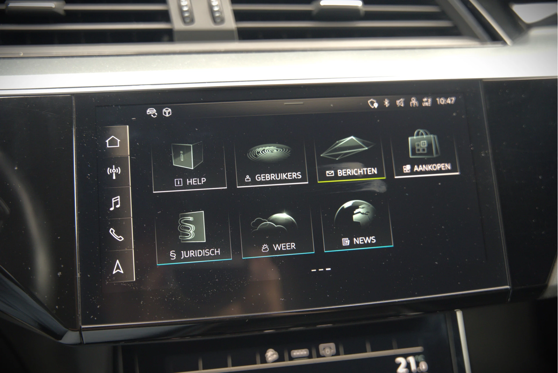 Hoofdafbeelding Audi e-tron